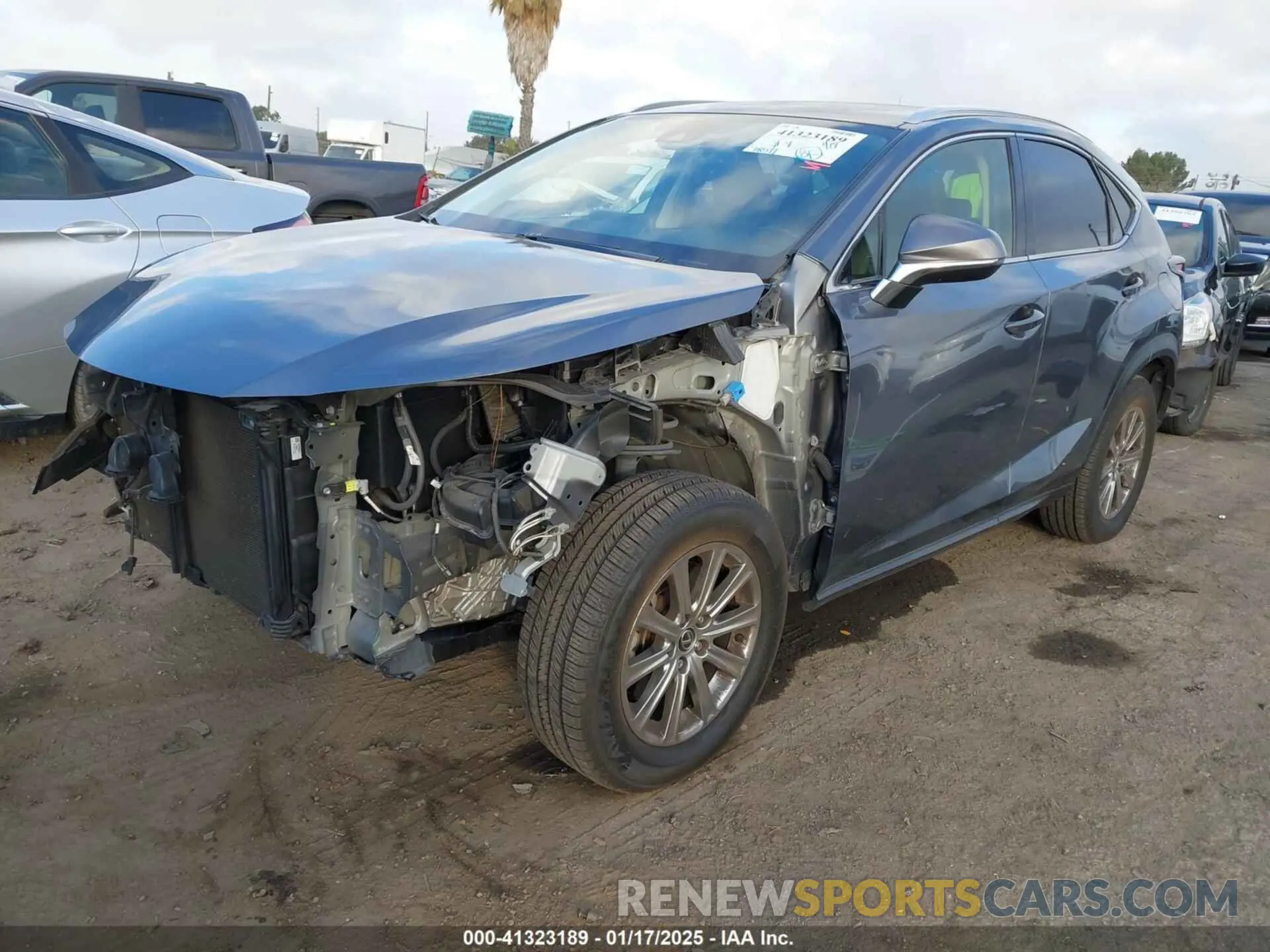 2 fotografías del automóvil dañado JTJAARBZ9L5013190 LEXUS NX 300 2020
