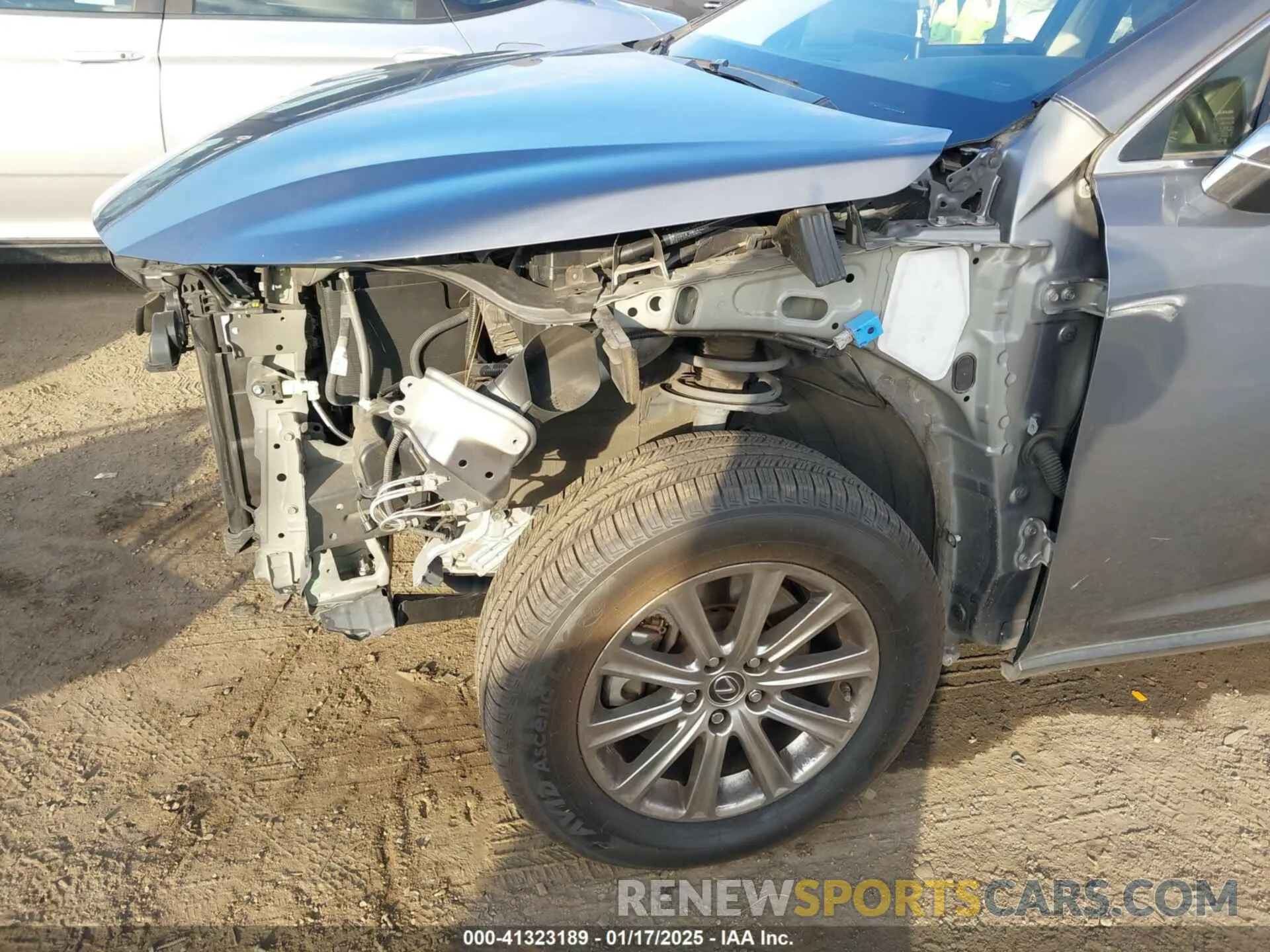 20 fotografías del automóvil dañado JTJAARBZ9L5013190 LEXUS NX 300 2020