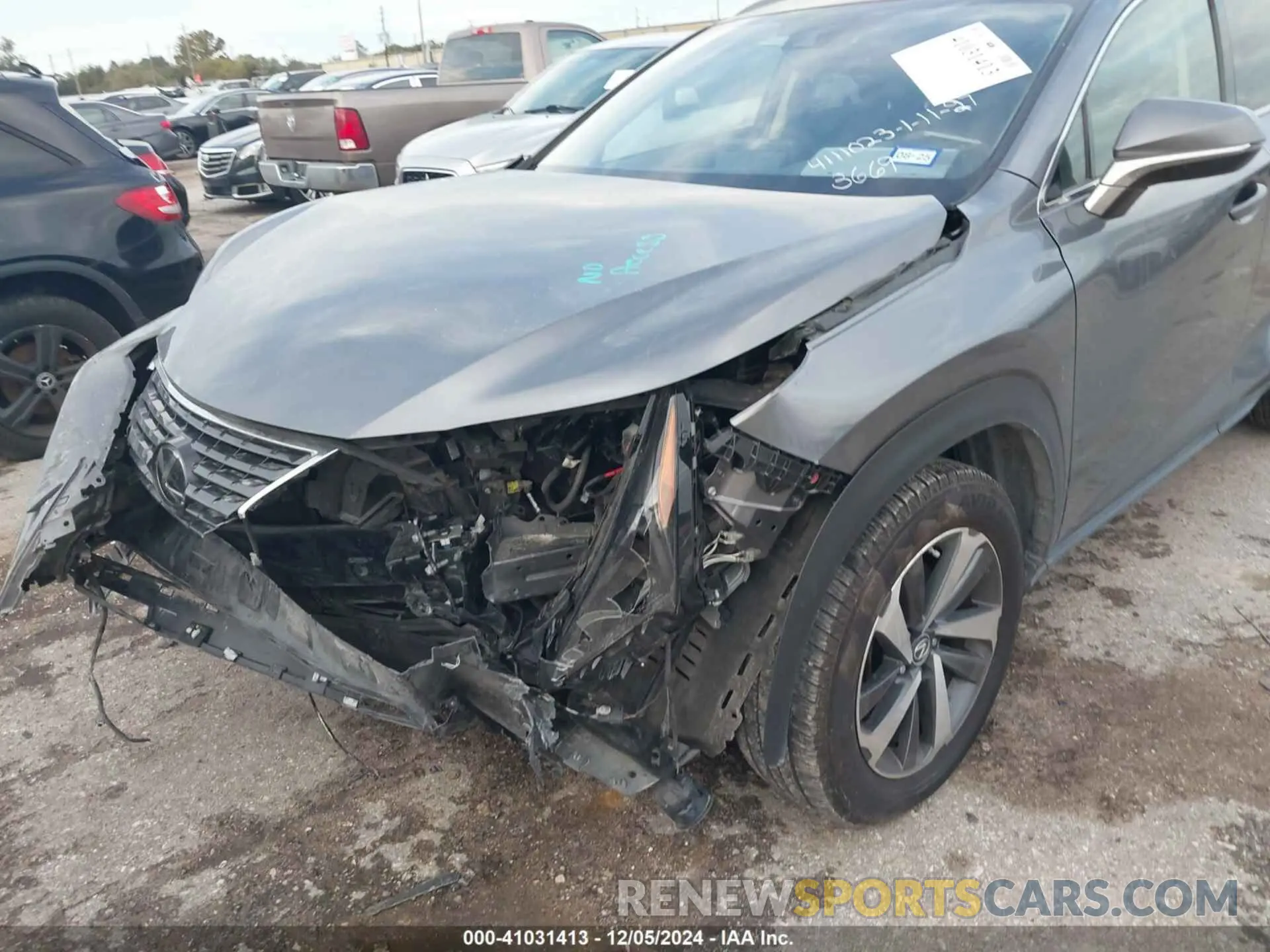 6 fotografías del automóvil dañado JTJDARBZ0L2163669 LEXUS NX 300 2020