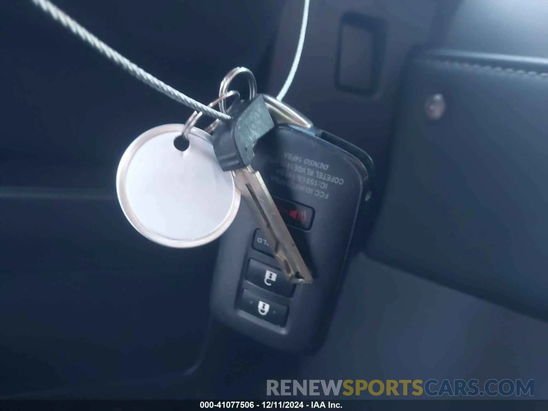 11 fotografías del automóvil dañado JTJDARBZ0L5008280 LEXUS NX 300 2020