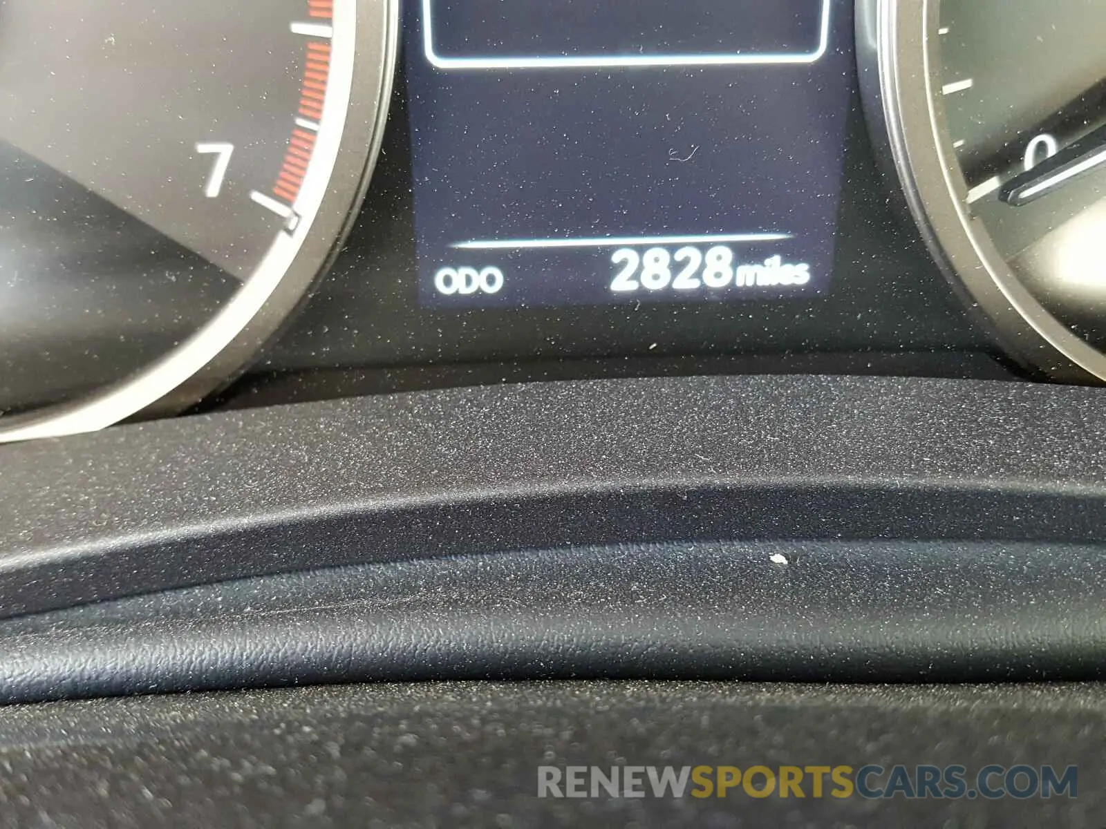 8 fotografías del automóvil dañado JTJDARBZ2L5010015 LEXUS NX 300 2020