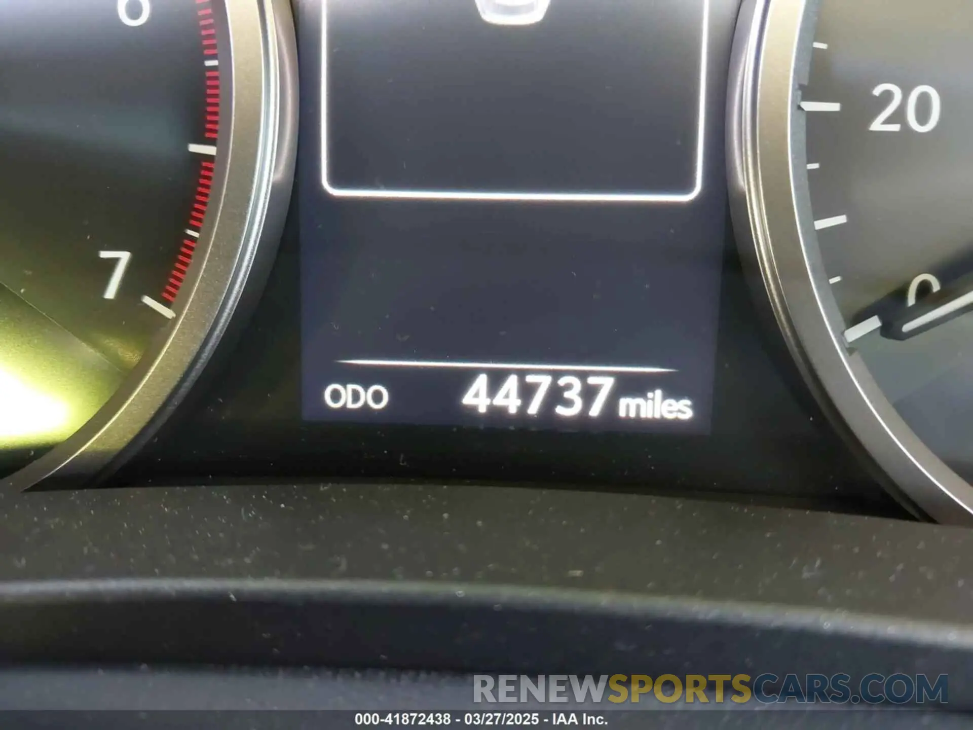 14 fotografías del automóvil dañado JTJDARBZ3L2175296 LEXUS NX 300 2020