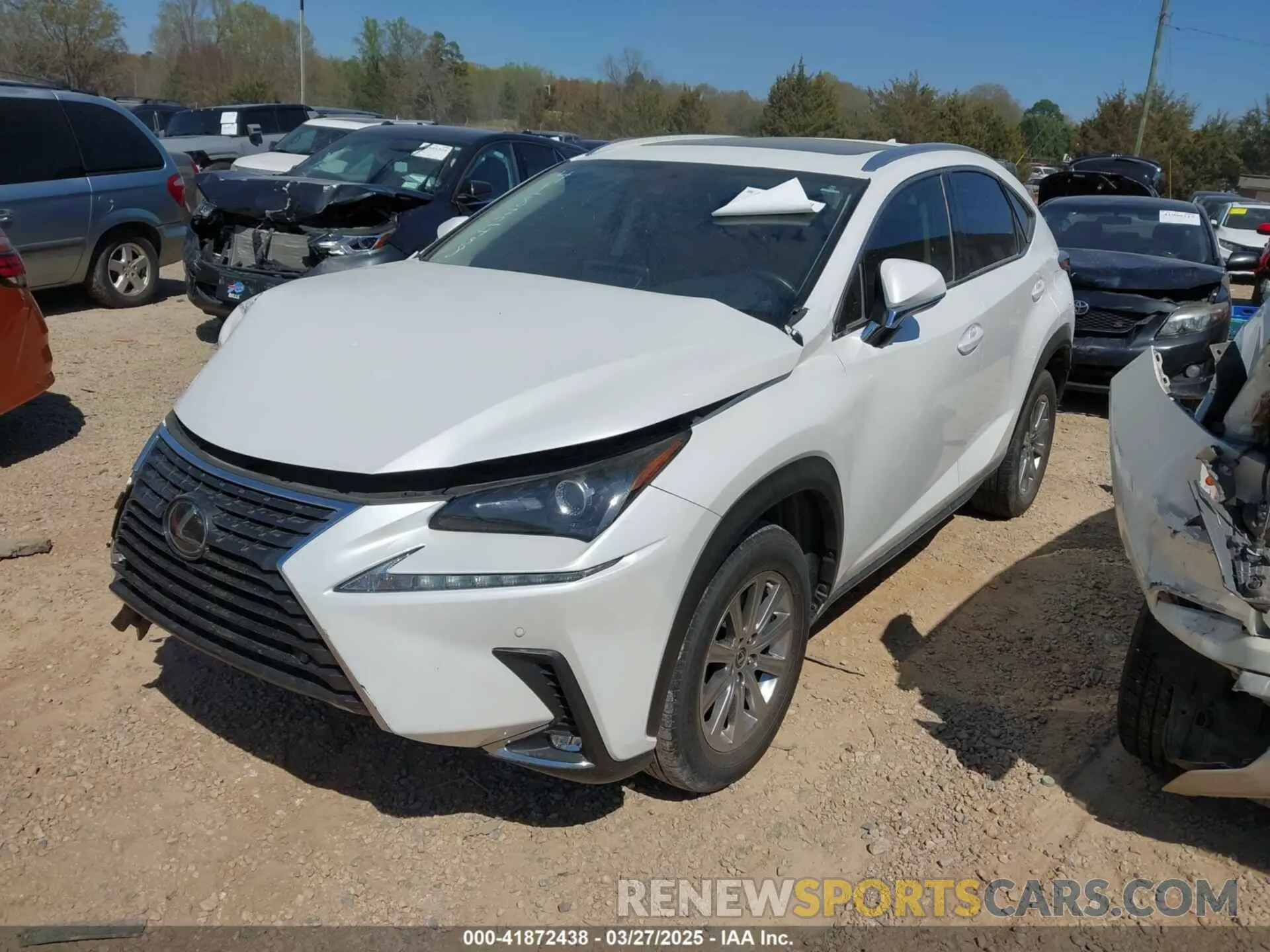 2 fotografías del automóvil dañado JTJDARBZ3L2175296 LEXUS NX 300 2020