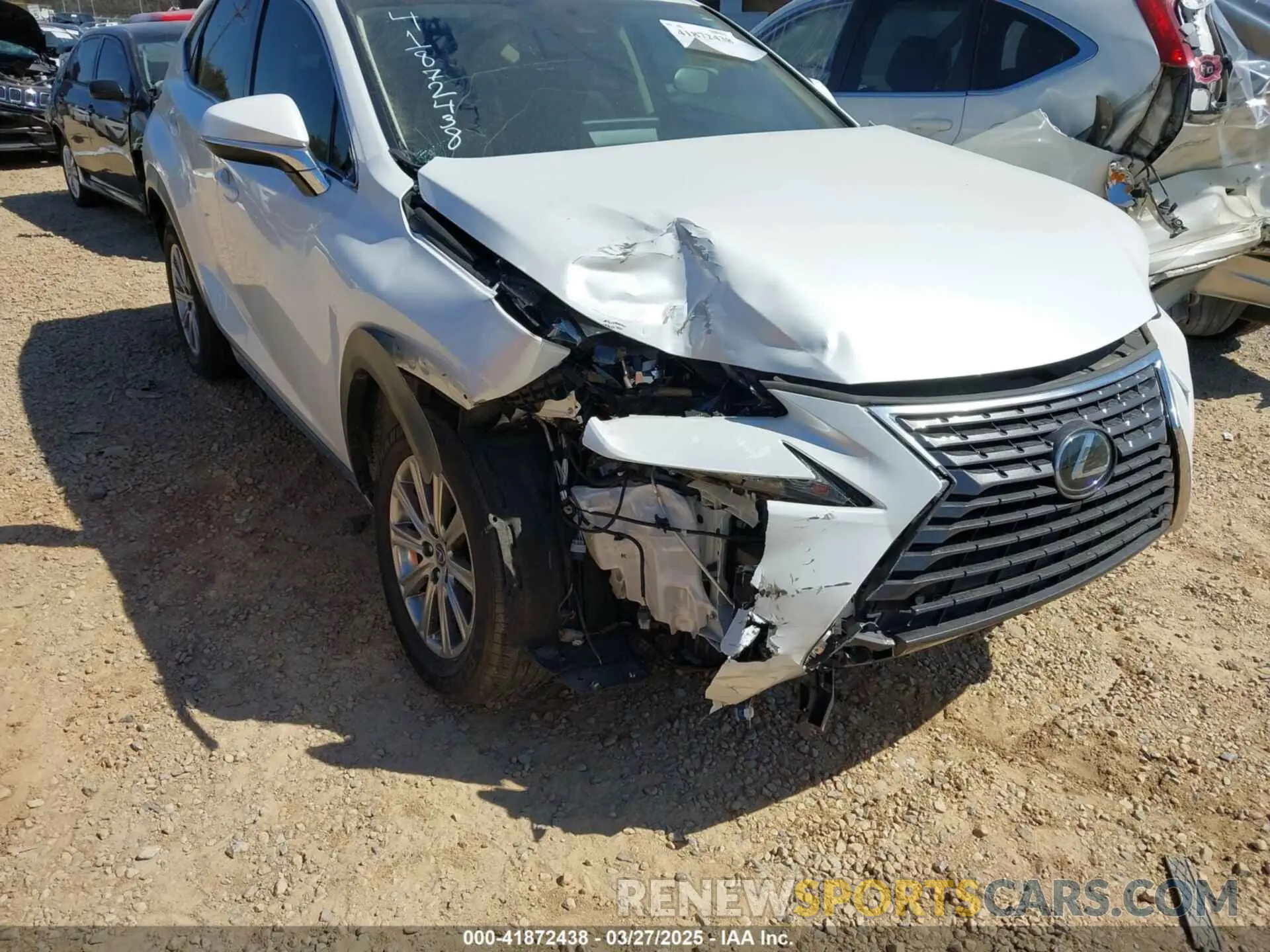 6 fotografías del automóvil dañado JTJDARBZ3L2175296 LEXUS NX 300 2020