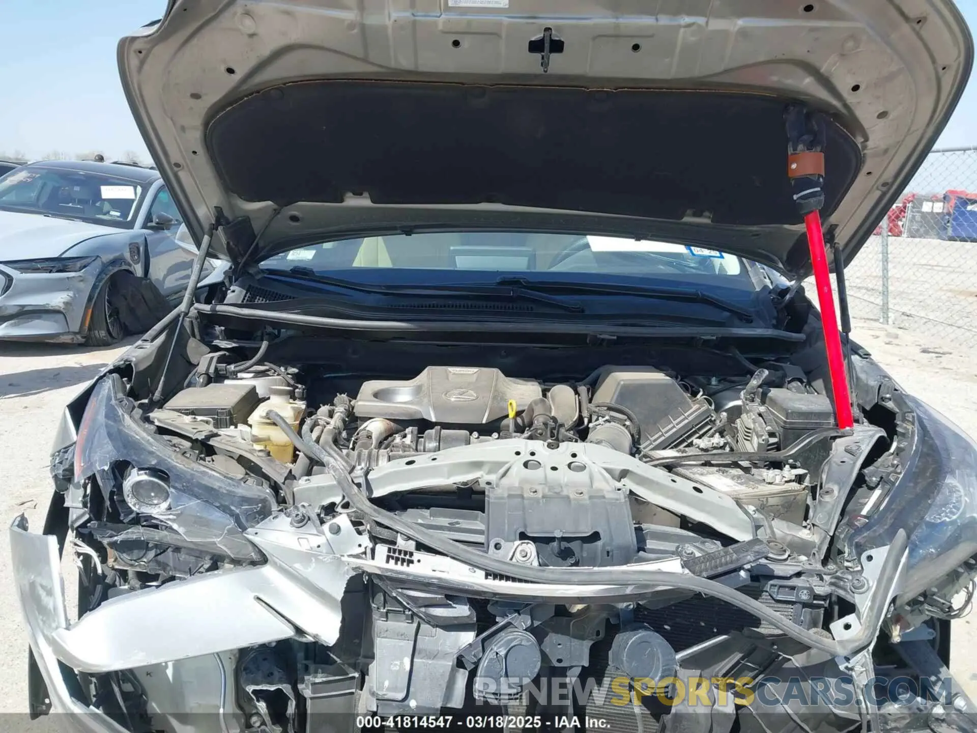 10 fotografías del automóvil dañado JTJDARBZ4L2171323 LEXUS NX 300 2020