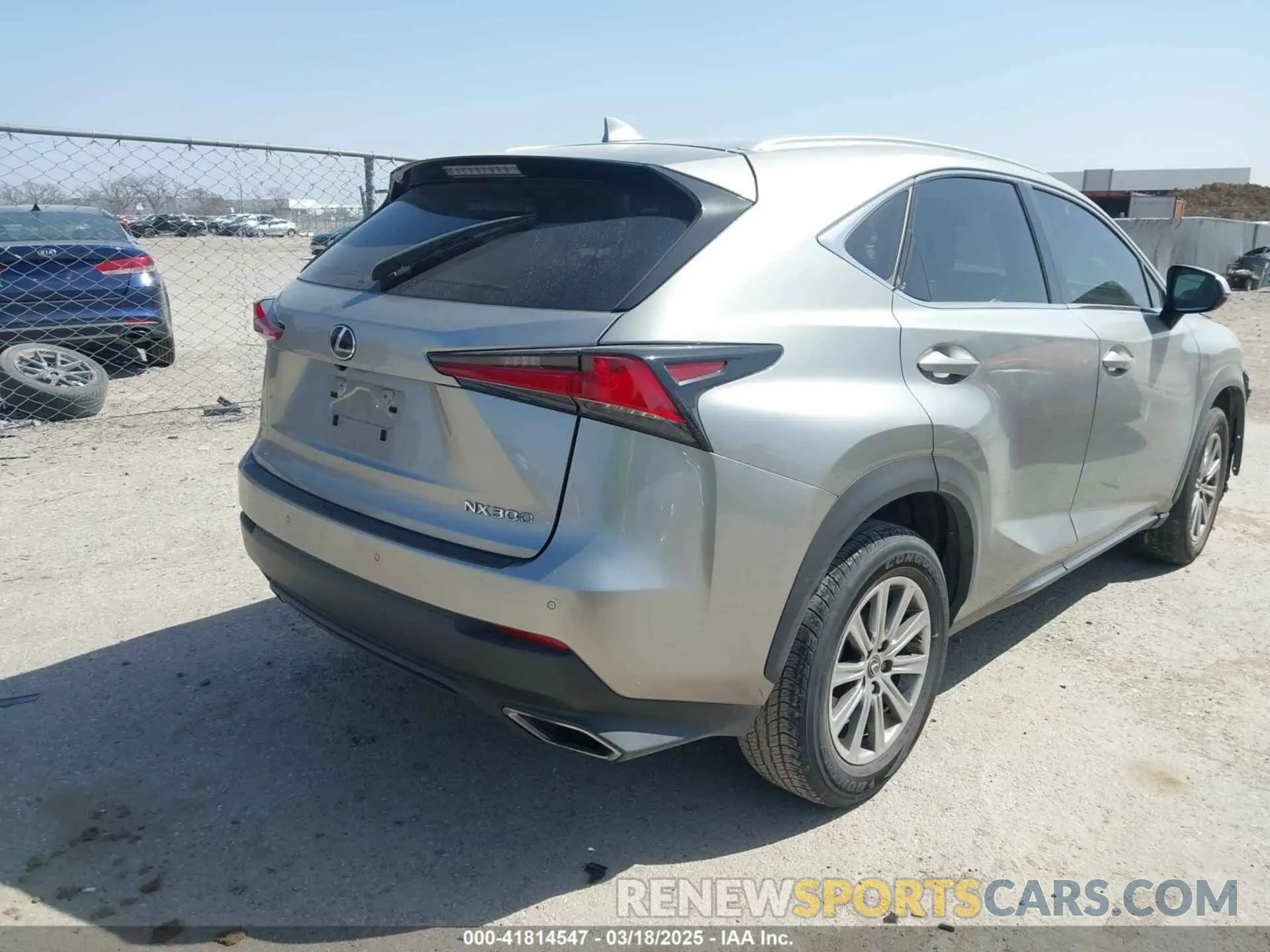 4 fotografías del automóvil dañado JTJDARBZ4L2171323 LEXUS NX 300 2020