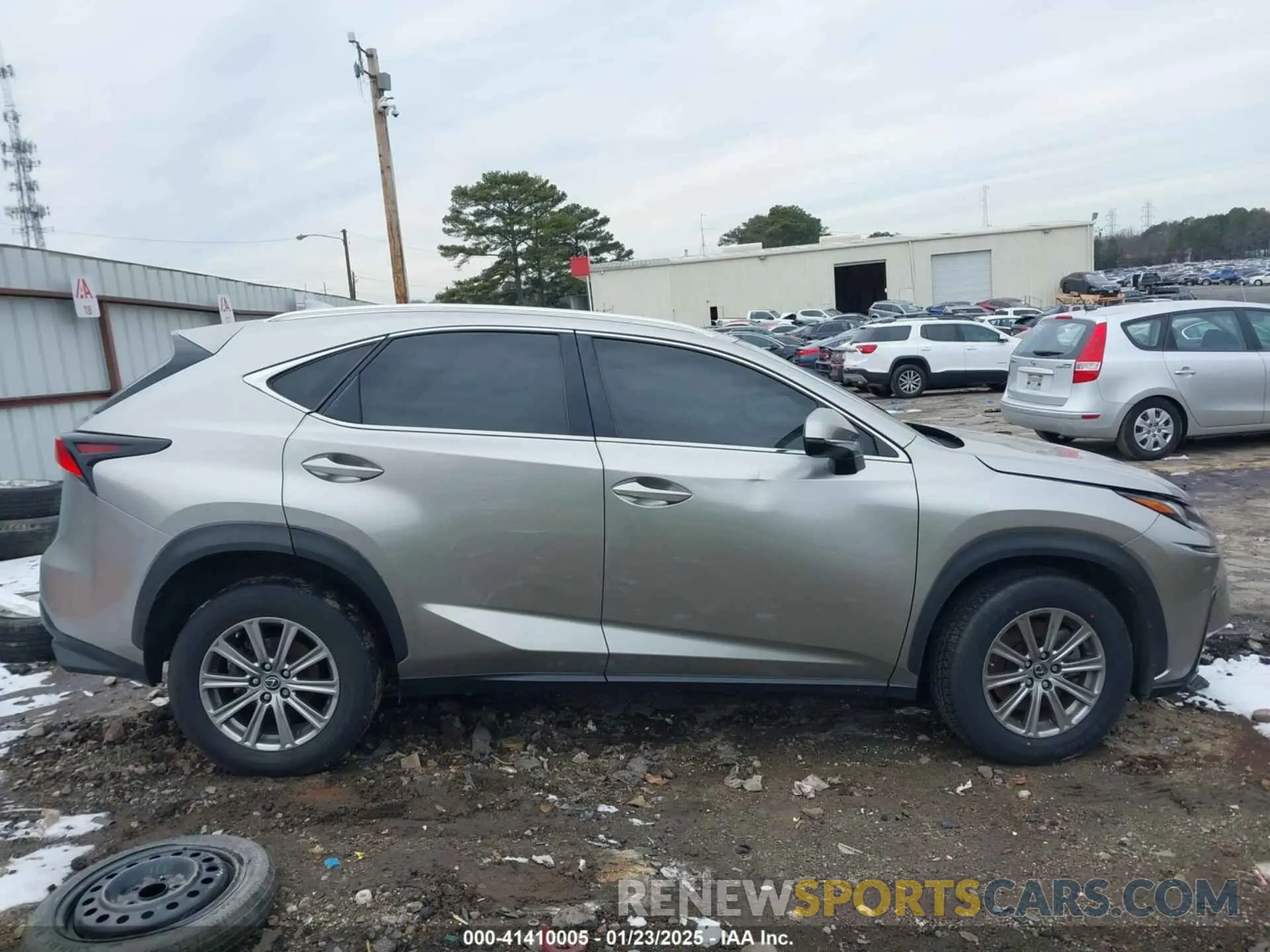 12 fotografías del automóvil dañado JTJDARBZ4L2175825 LEXUS NX 300 2020