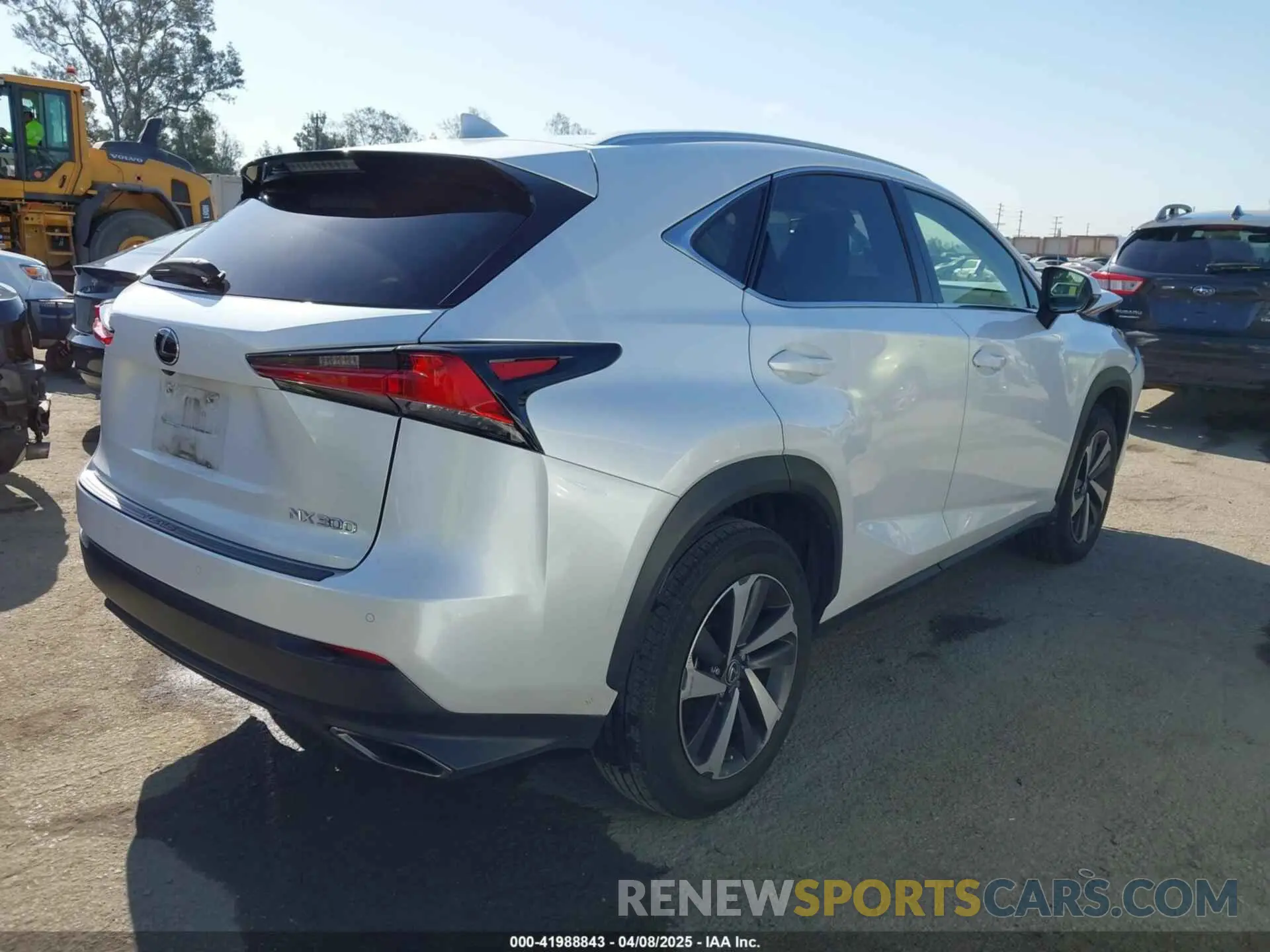 4 fotografías del automóvil dañado JTJDARBZ4L5007813 LEXUS NX 300 2020