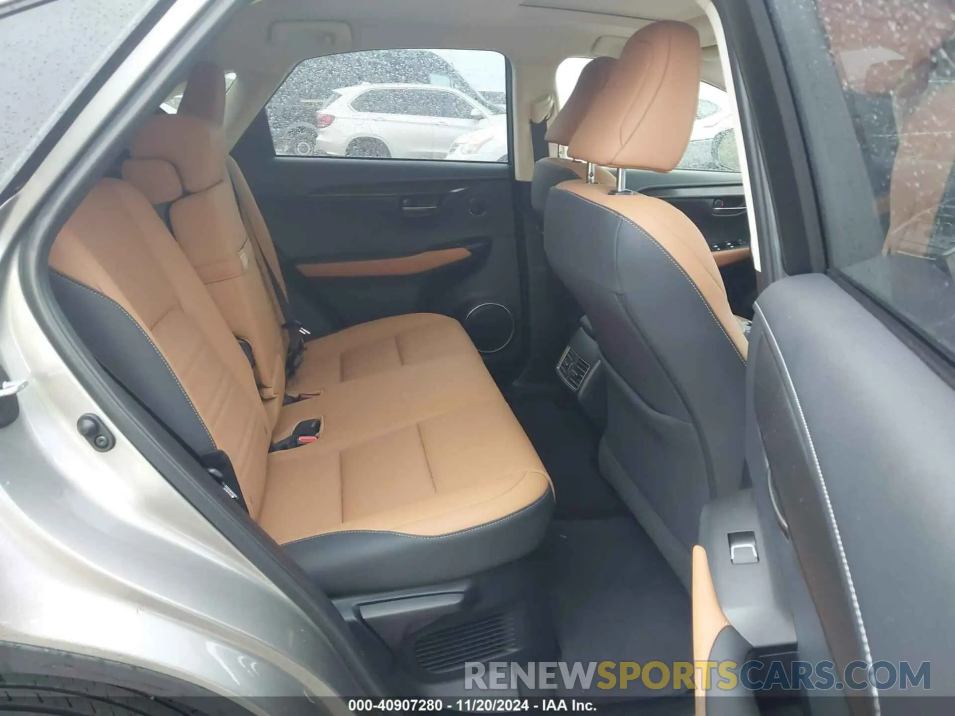 8 fotografías del automóvil dañado JTJDARBZ5L2173663 LEXUS NX 300 2020