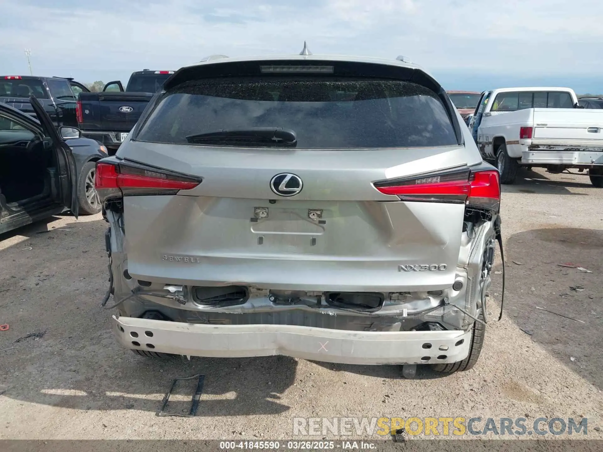 16 fotografías del automóvil dañado JTJDARBZ5L5011045 LEXUS NX 300 2020
