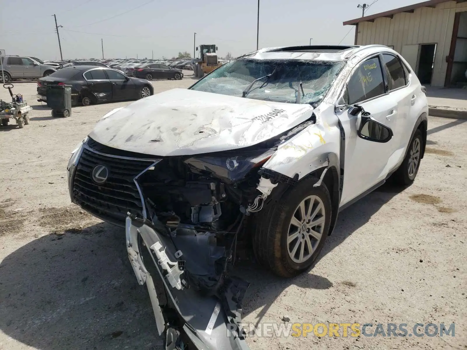 2 fotografías del automóvil dañado JTJDARBZ6L5009594 LEXUS NX 300 2020