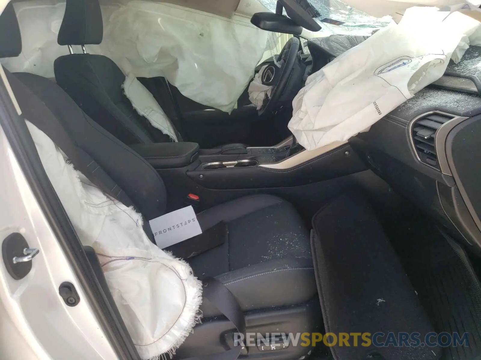 5 fotografías del automóvil dañado JTJDARBZ6L5009594 LEXUS NX 300 2020