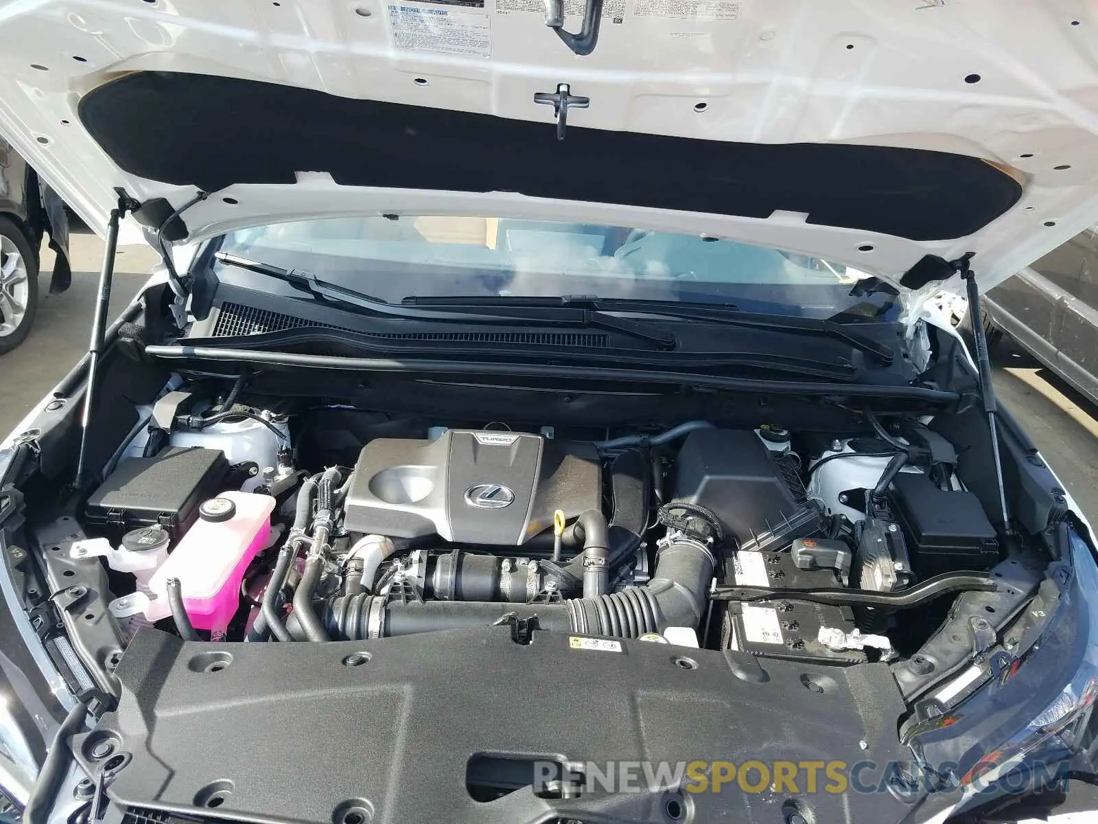 7 fotografías del automóvil dañado JTJDARDZ0L5012309 LEXUS NX 300 2020
