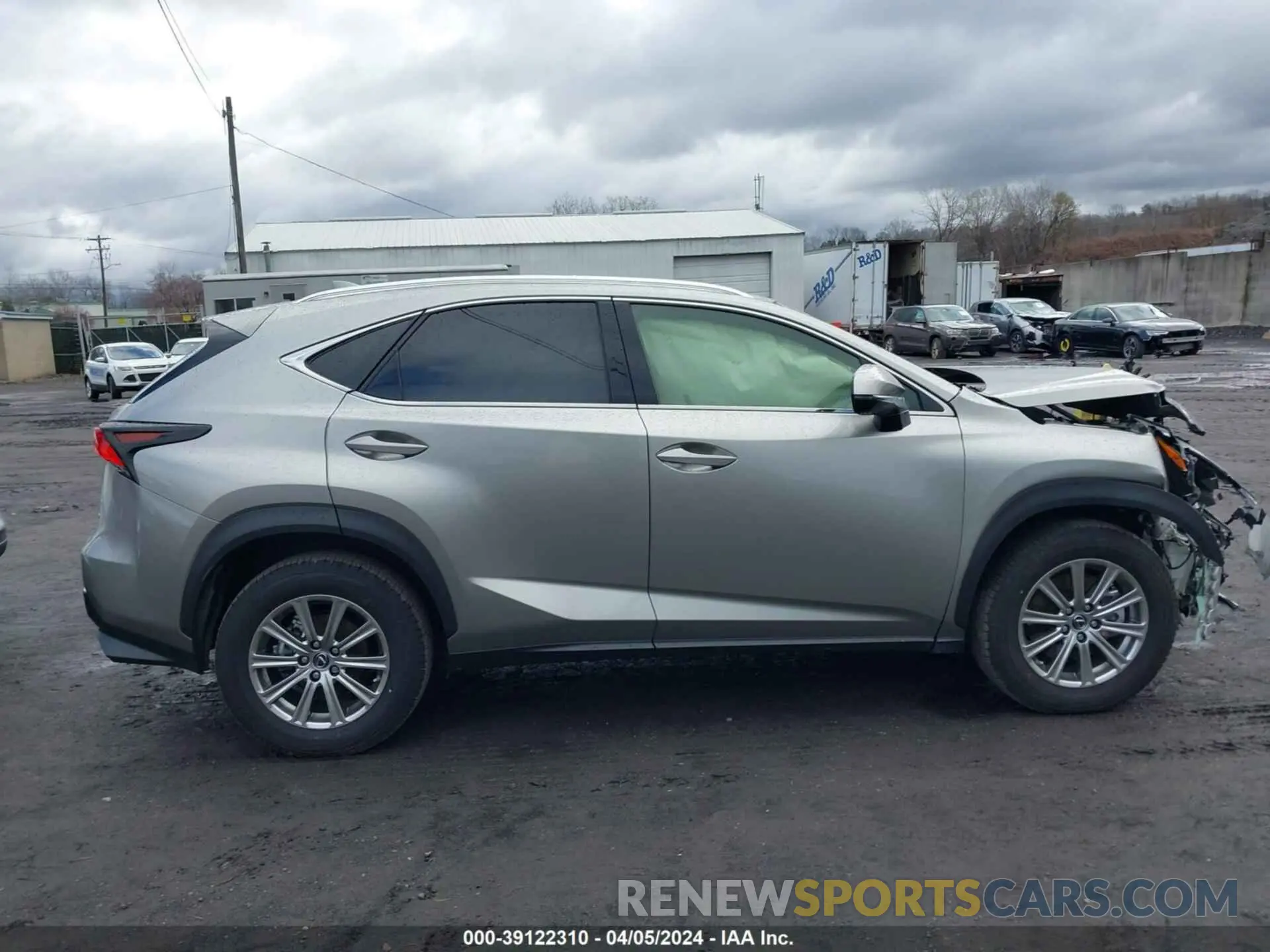 13 fotografías del automóvil dañado JTJDARDZ4L5012149 LEXUS NX 300 2020
