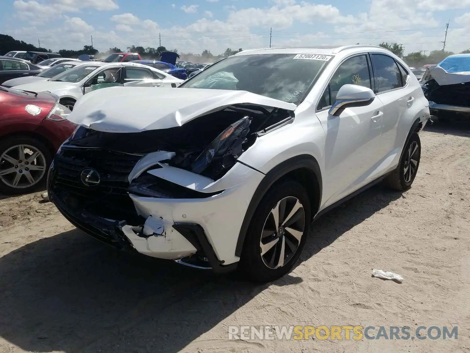 2 fotografías del automóvil dañado JTJGARBZ0L5001049 LEXUS NX 300 2020