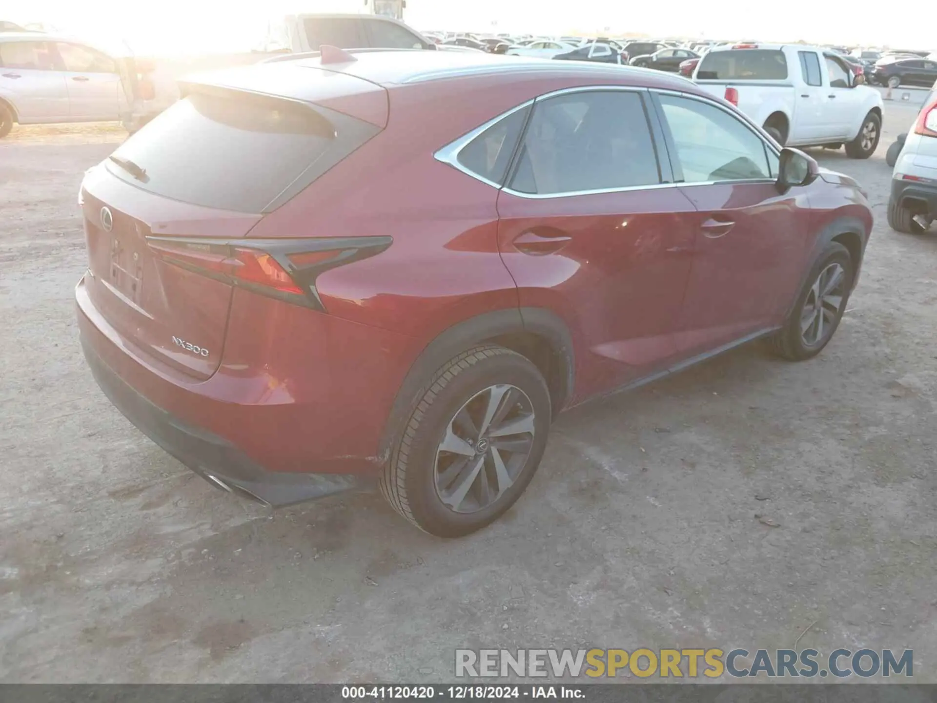 4 fotografías del automóvil dañado JTJGARBZ0L5005702 LEXUS NX 300 2020