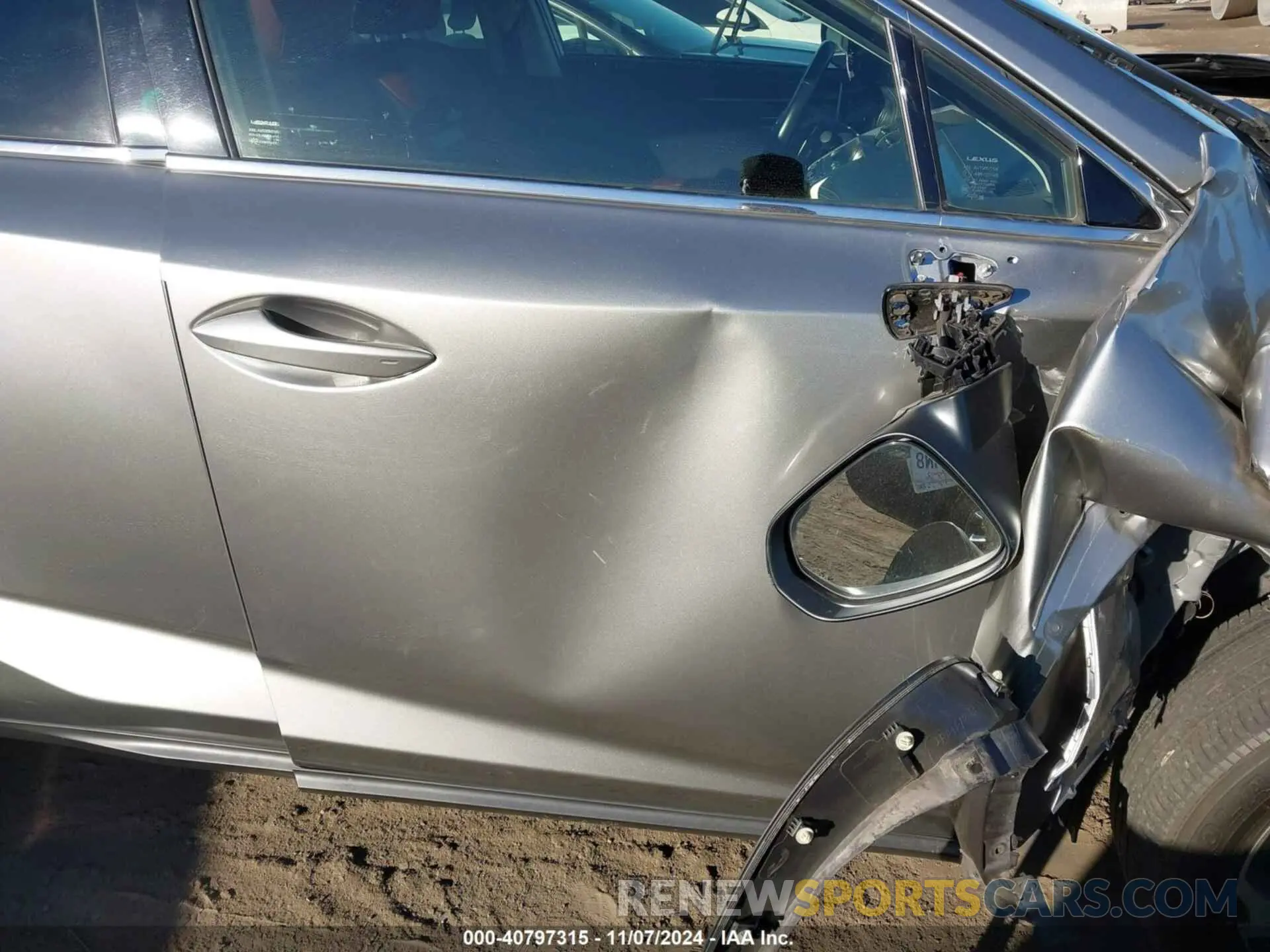 17 fotografías del automóvil dañado JTJGARBZ3L5011400 LEXUS NX 300 2020
