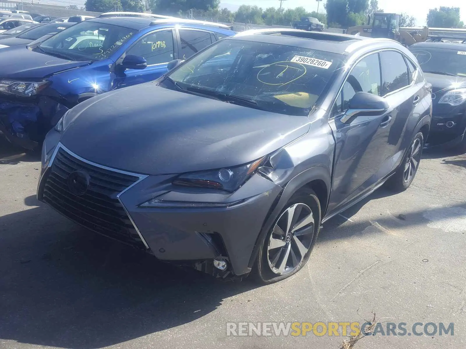 2 fotografías del automóvil dañado JTJGARBZ4L5017495 LEXUS NX 300 2020