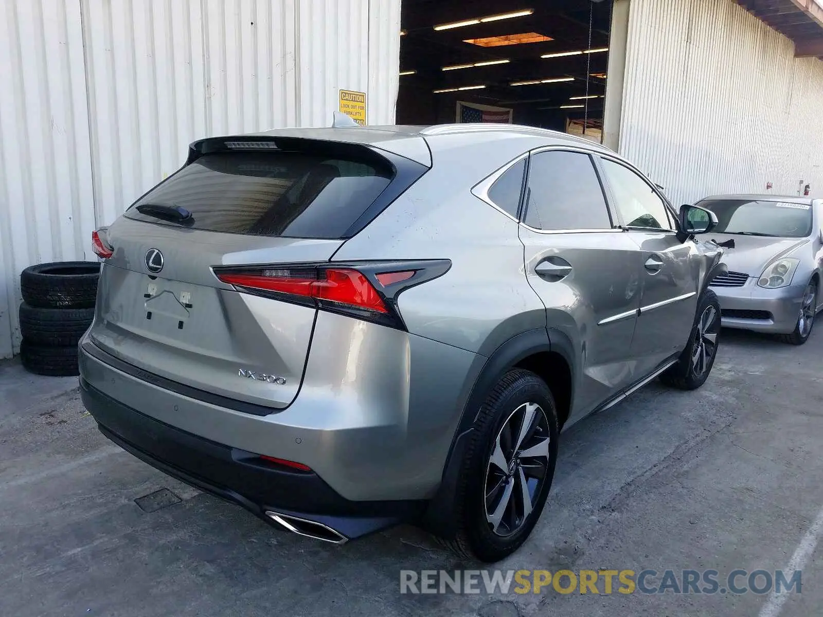 4 fotografías del automóvil dañado JTJGARBZ8L5004393 LEXUS NX 300 2020