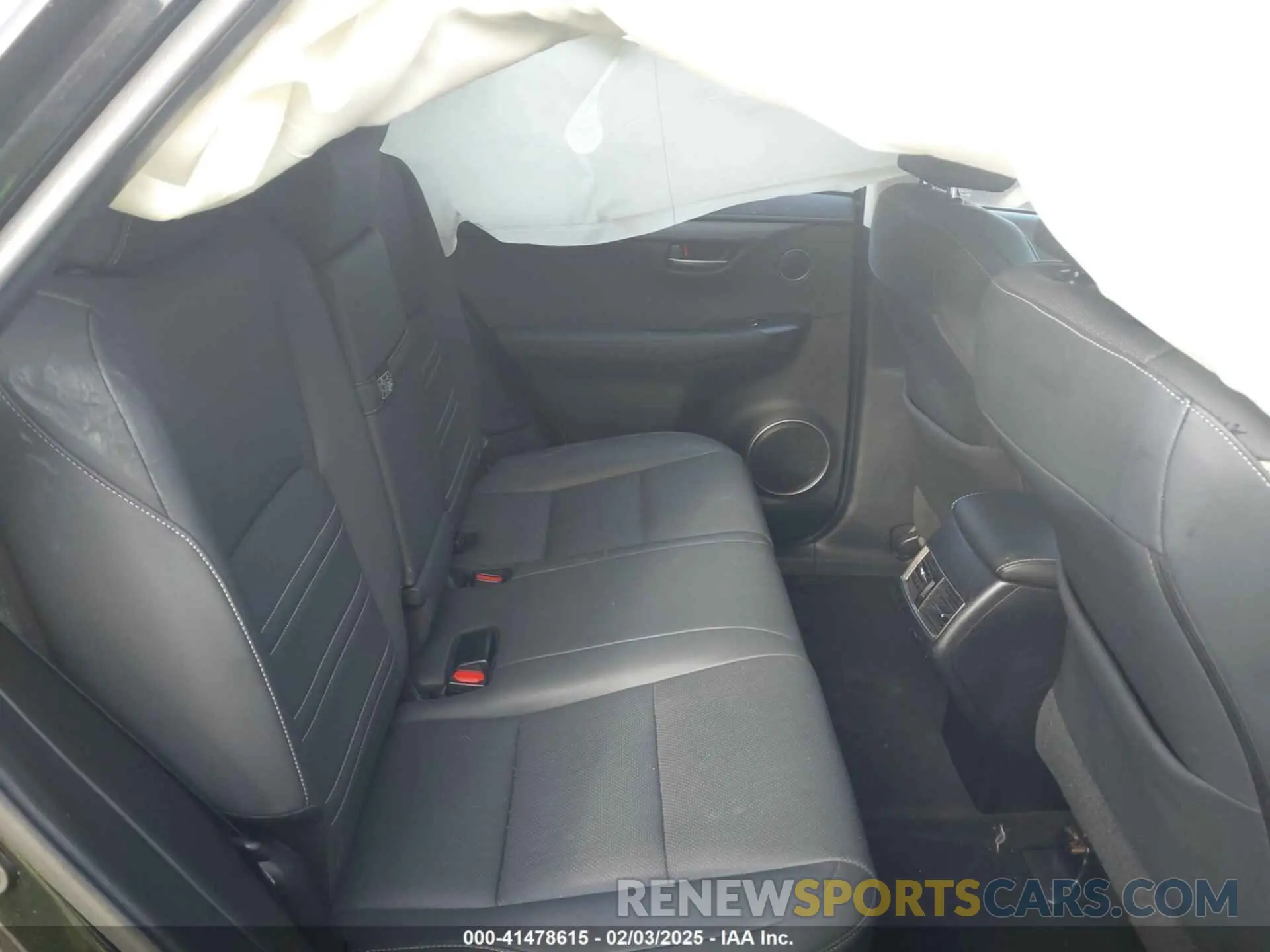 8 fotografías del automóvil dañado JTJGARDZ5L5012027 LEXUS NX 300 2020