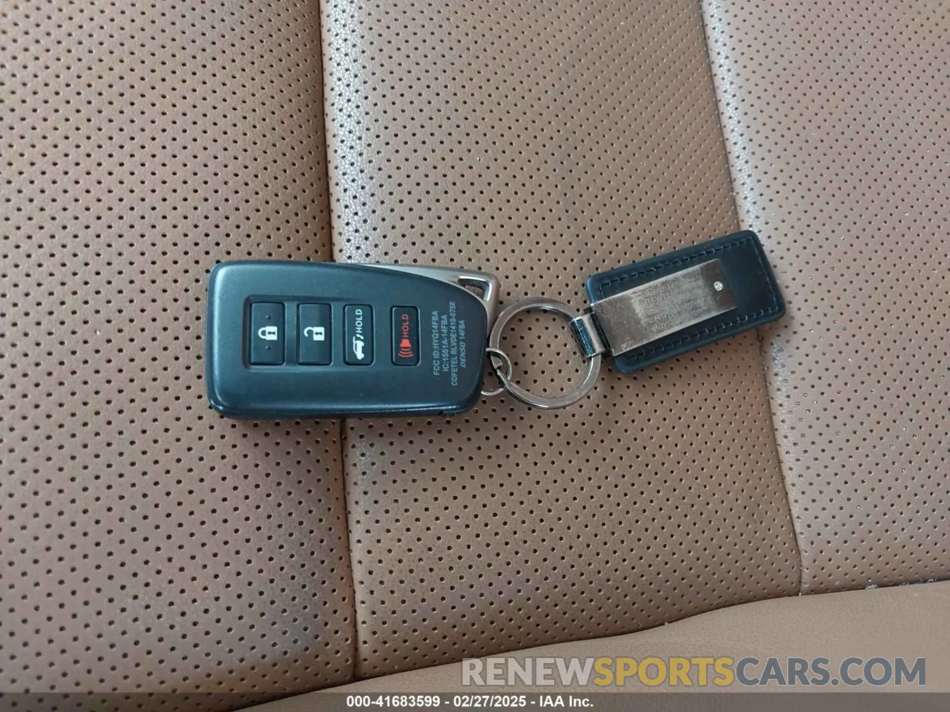 11 fotografías del automóvil dañado JTJGARDZ9L5015299 LEXUS NX 300 2020