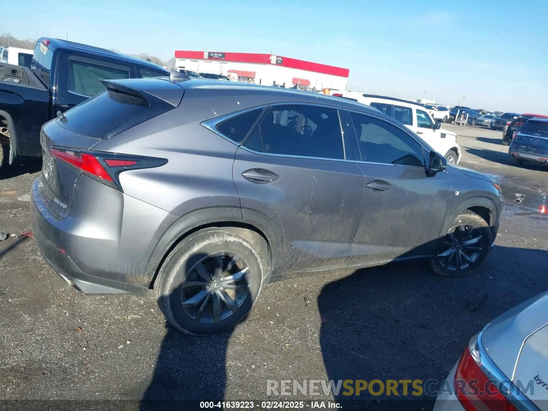 13 fotografías del automóvil dañado JTJSARBZ2L5004593 LEXUS NX 300 2020