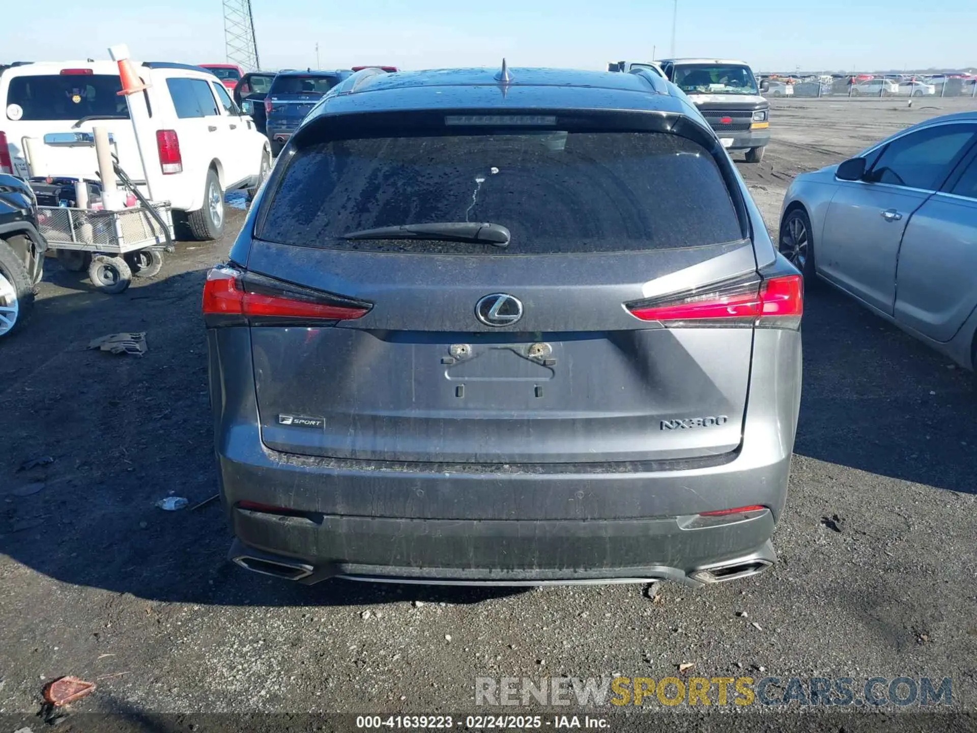 16 fotografías del automóvil dañado JTJSARBZ2L5004593 LEXUS NX 300 2020