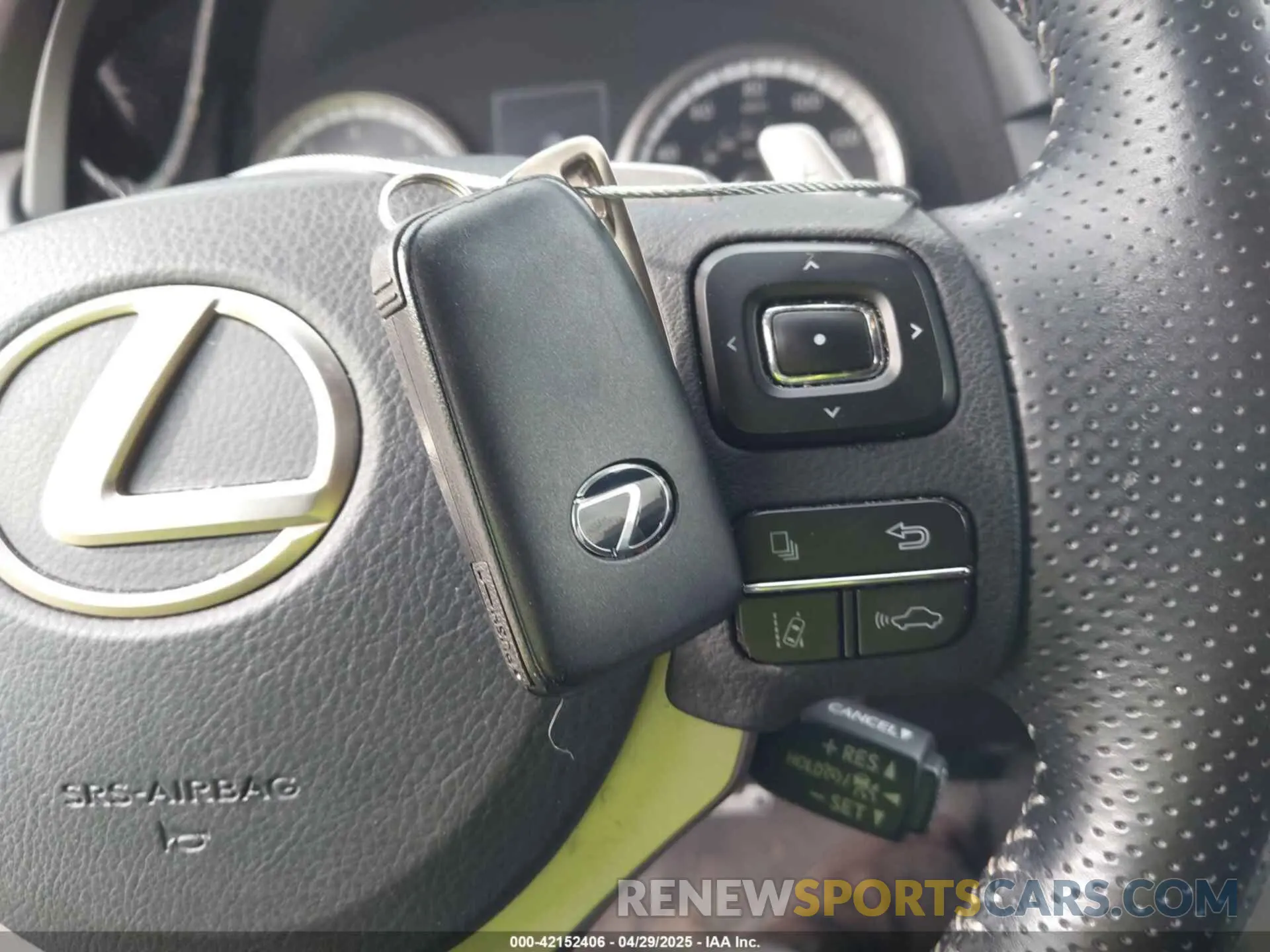 11 fotografías del automóvil dañado JTJSARBZ7L5001639 LEXUS NX 300 2020