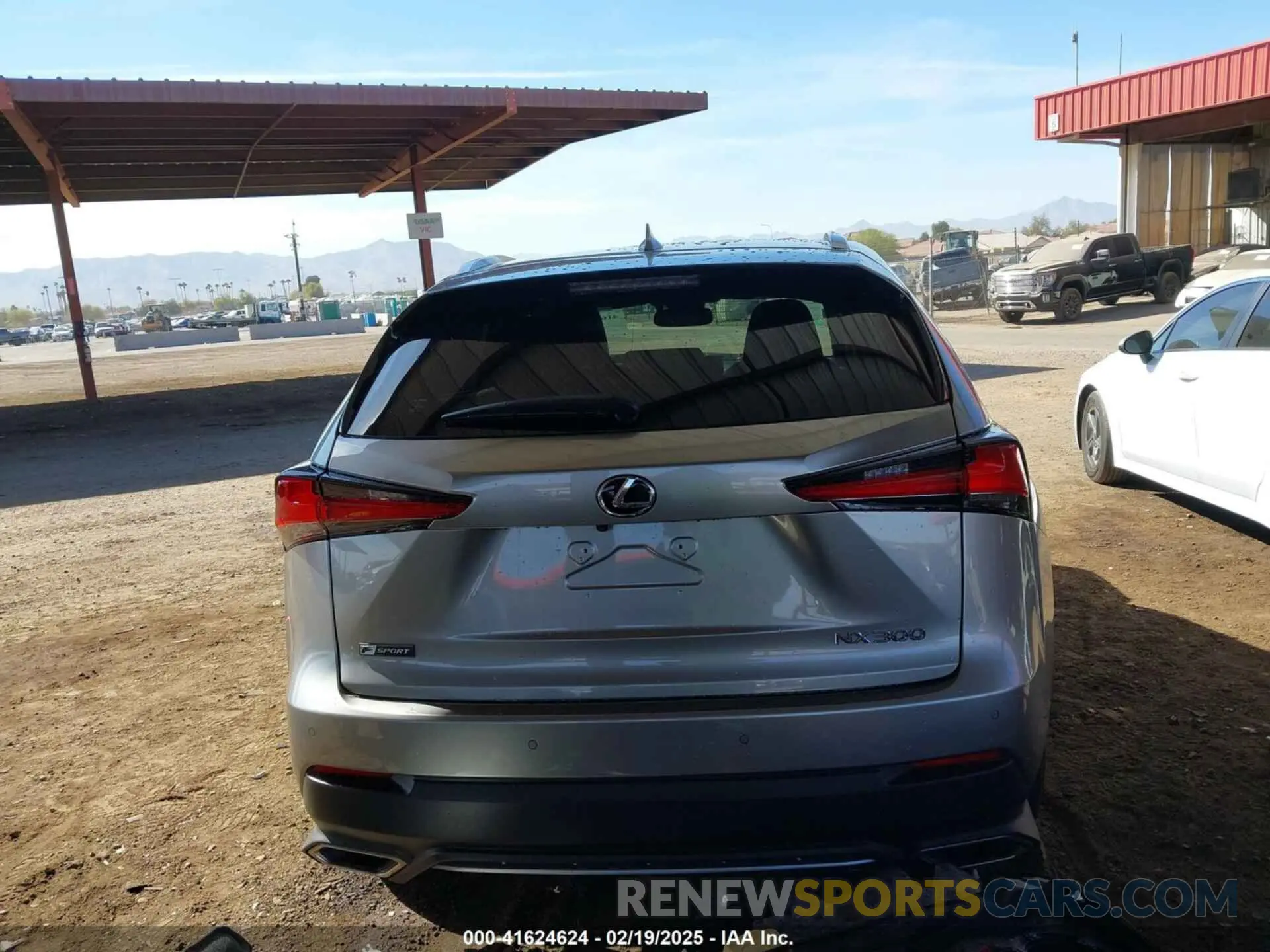 17 fotografías del automóvil dañado JTJSARBZ7L5010244 LEXUS NX 300 2020