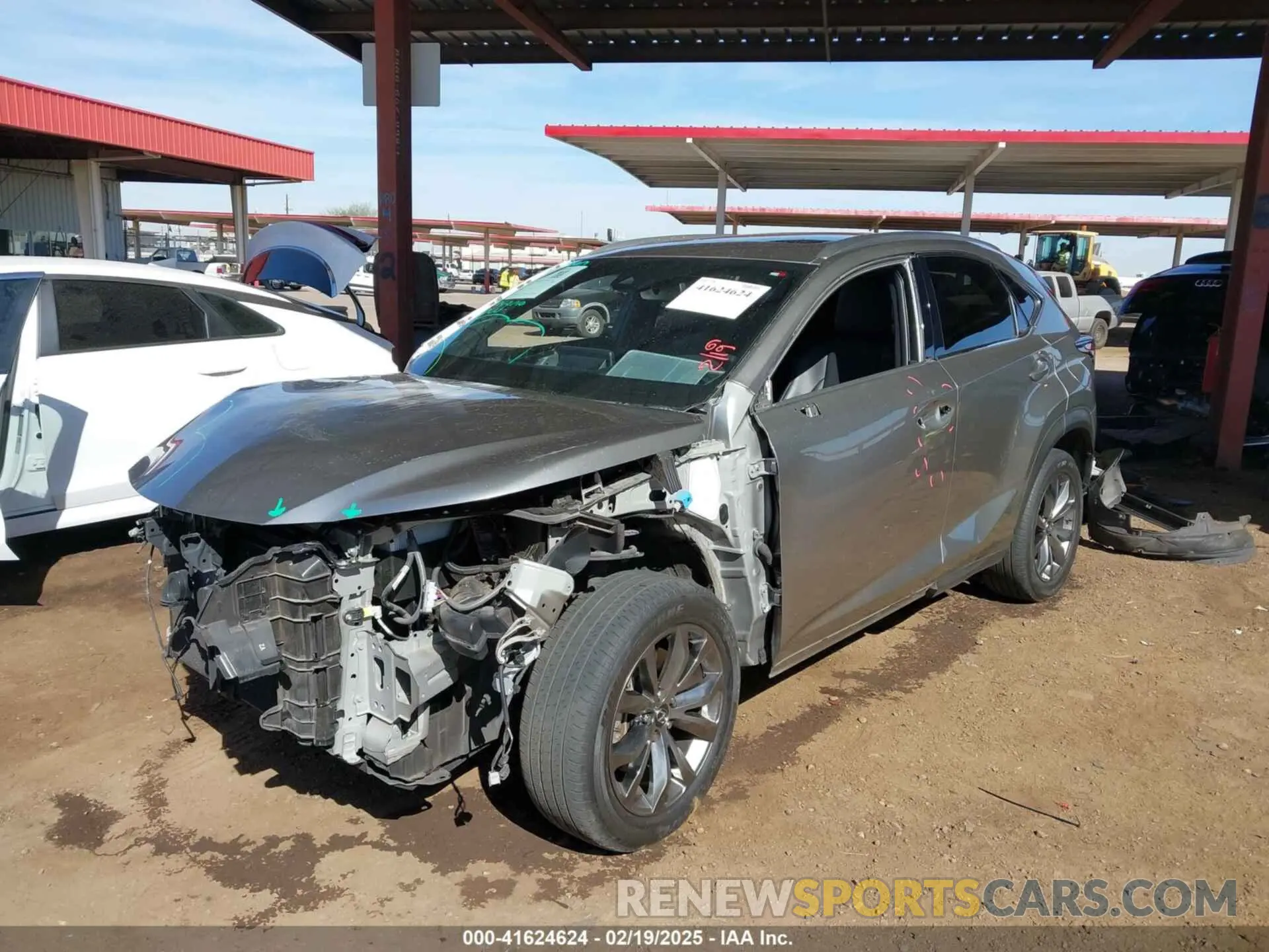 2 fotografías del automóvil dañado JTJSARBZ7L5010244 LEXUS NX 300 2020