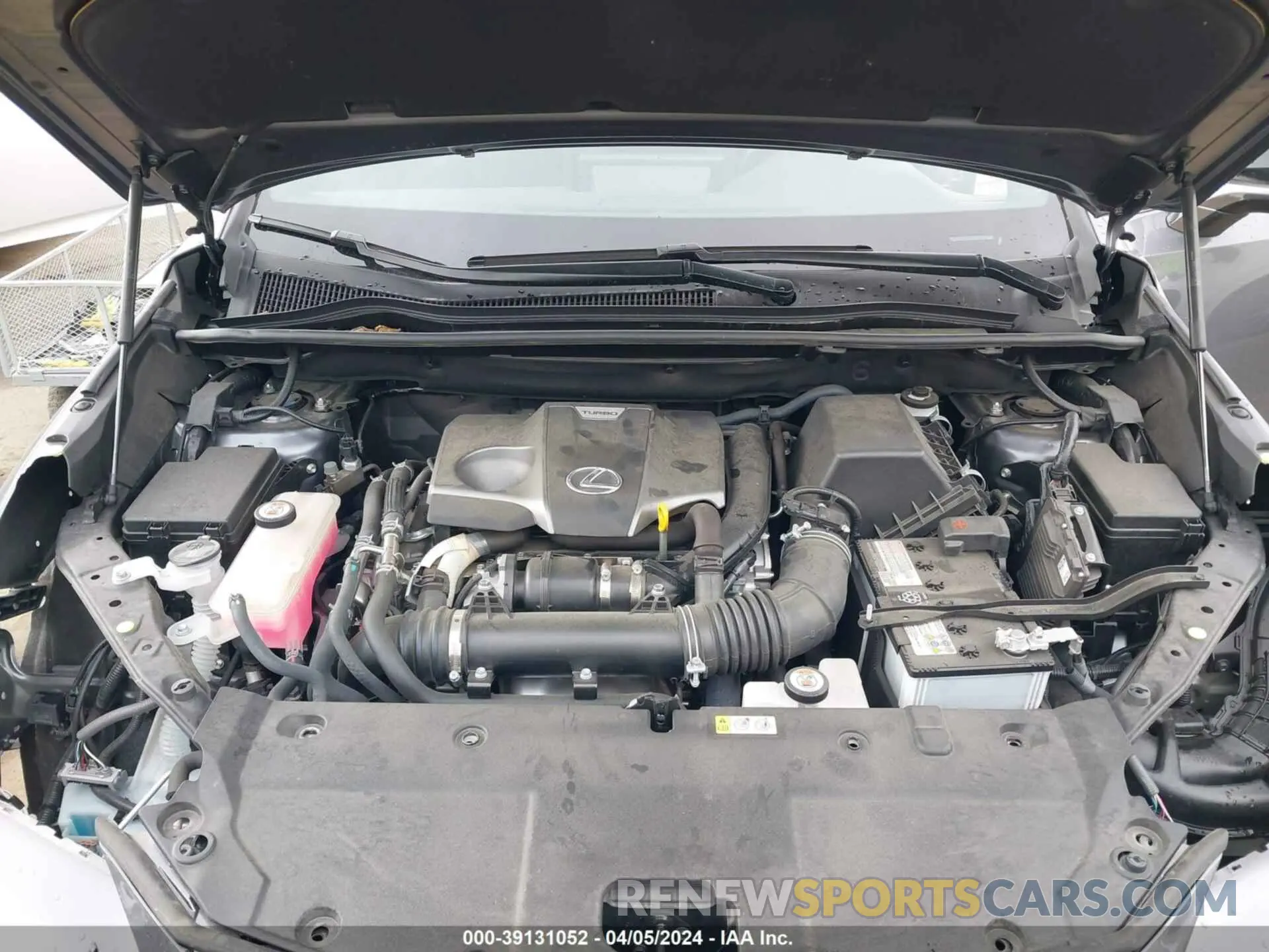 10 fotografías del automóvil dañado JTJSARDZ0L5010583 LEXUS NX 300 2020