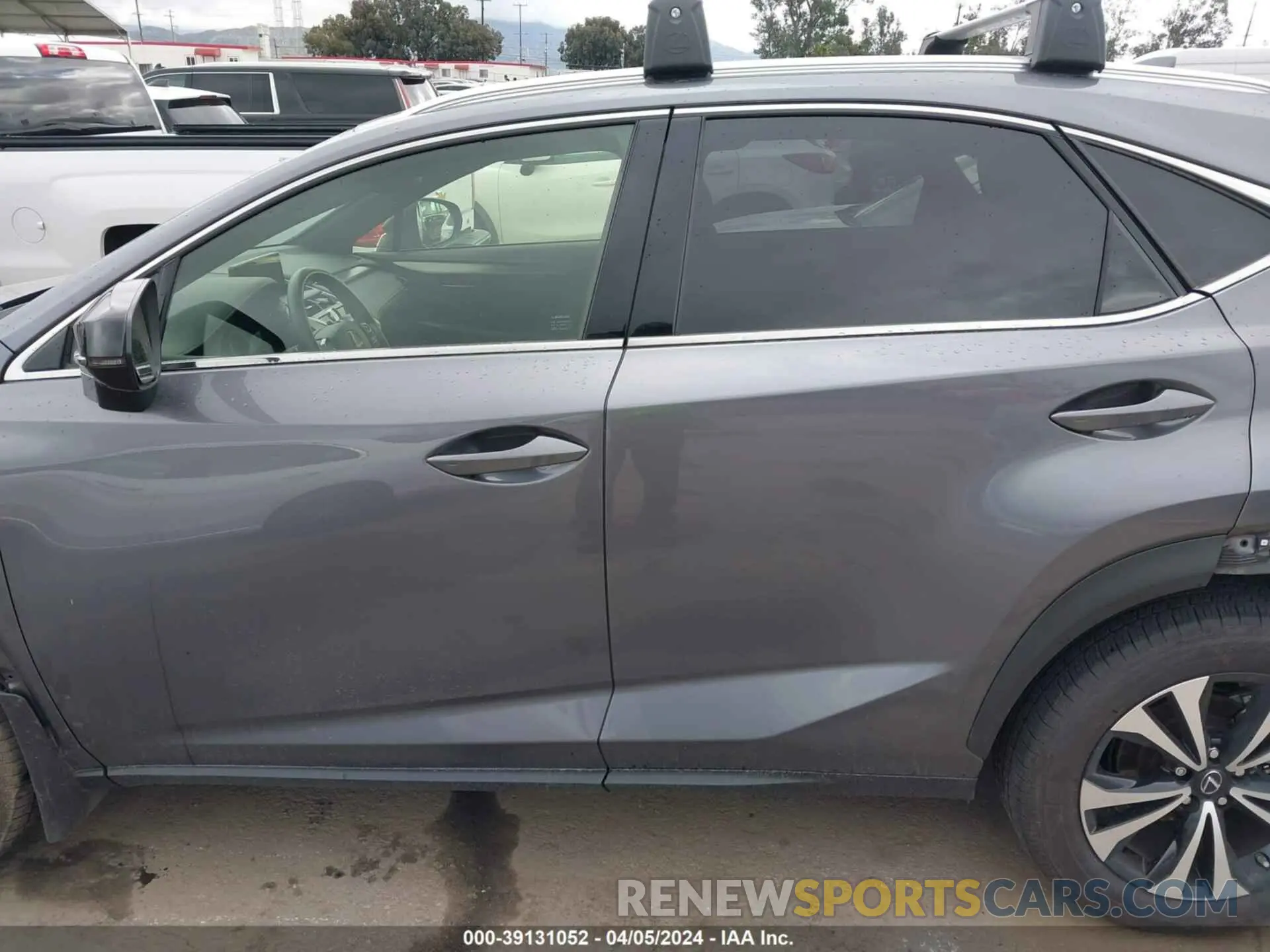 15 fotografías del automóvil dañado JTJSARDZ0L5010583 LEXUS NX 300 2020