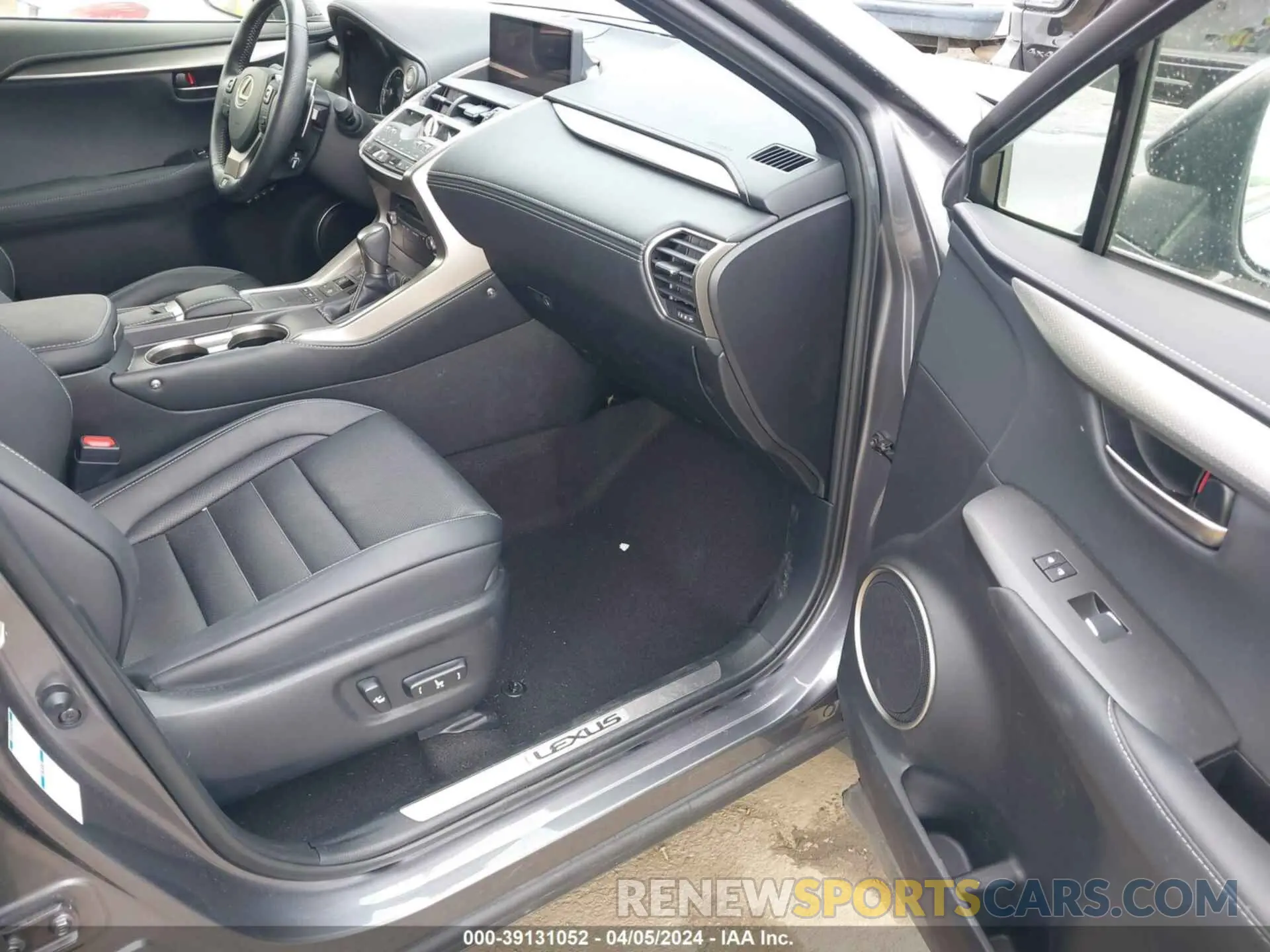 5 fotografías del automóvil dañado JTJSARDZ0L5010583 LEXUS NX 300 2020