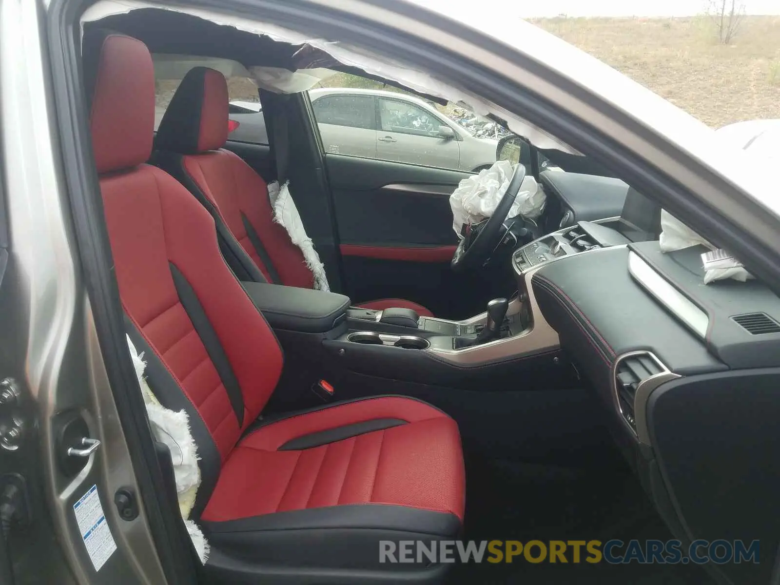 5 fotografías del automóvil dañado JTJSARDZ4L5003362 LEXUS NX 300 2020