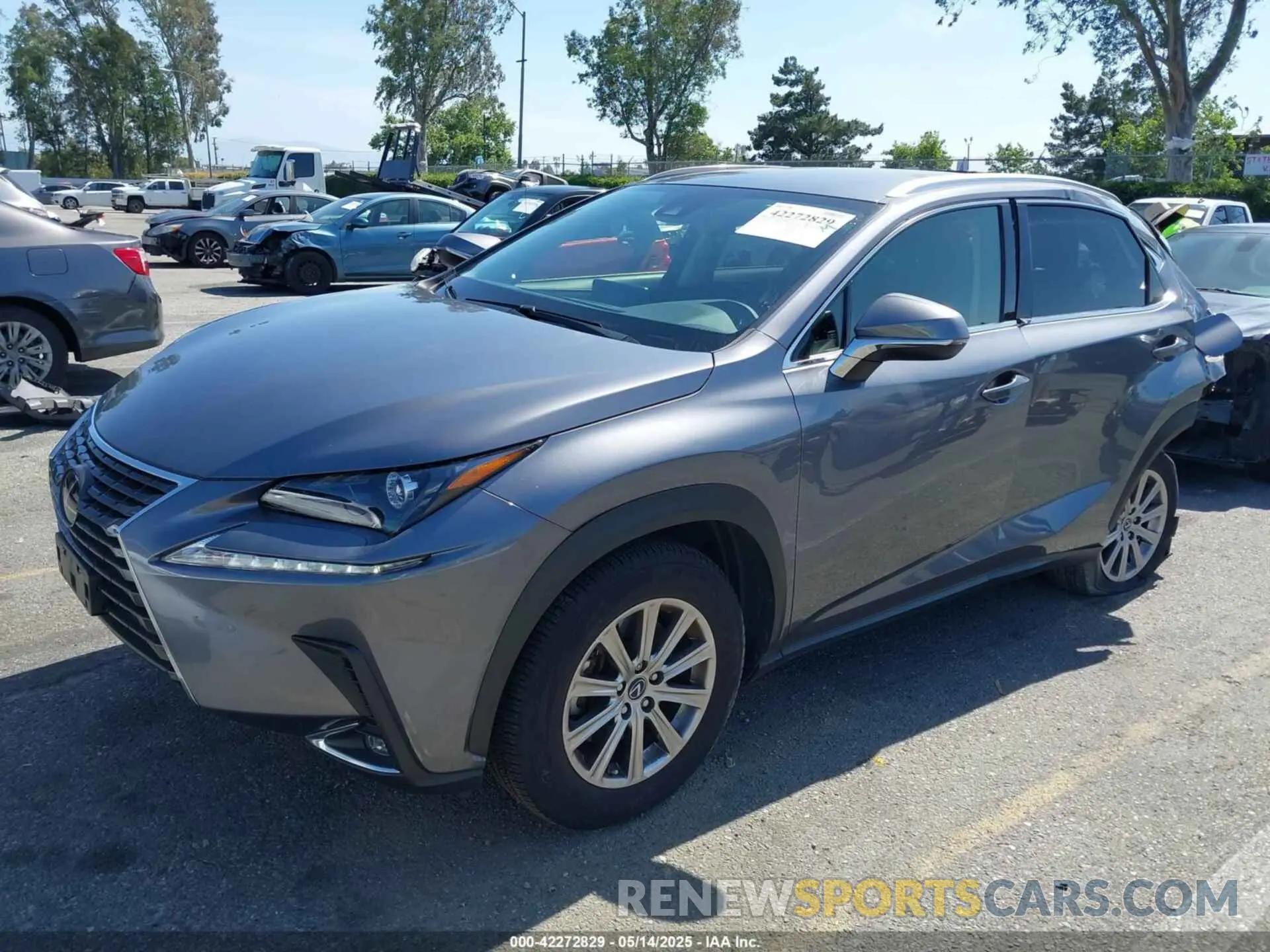 2 fotografías del automóvil dañado JTJDARBZ2M2203090 LEXUS NX 300 2021