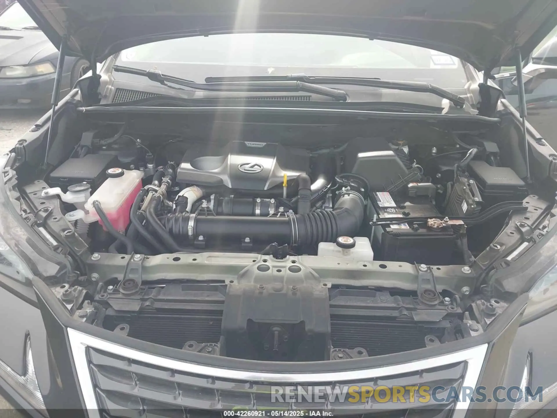 10 fotografías del automóvil dañado JTJDARBZ4M2192951 LEXUS NX 300 2021