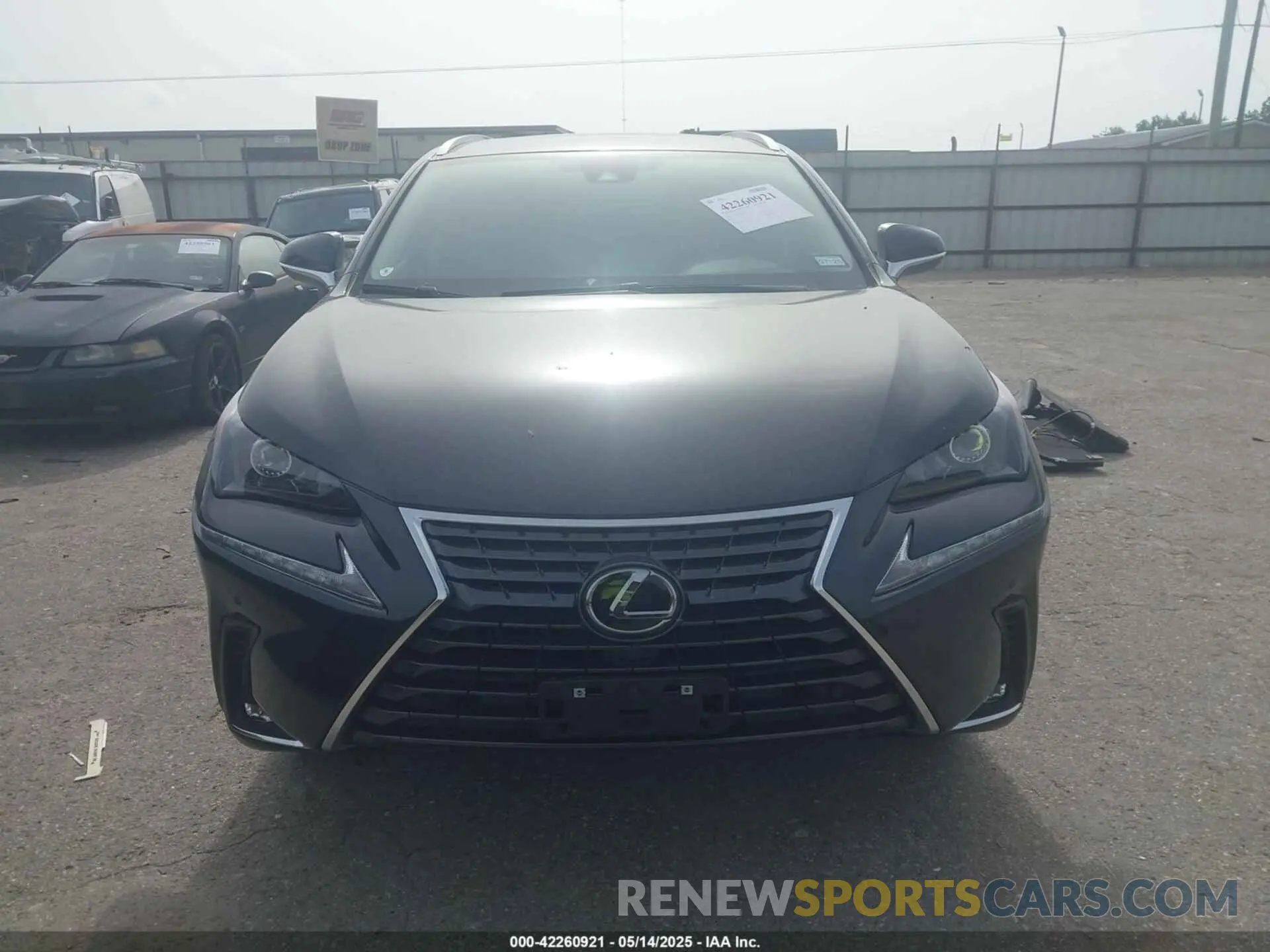 13 fotografías del automóvil dañado JTJDARBZ4M2192951 LEXUS NX 300 2021