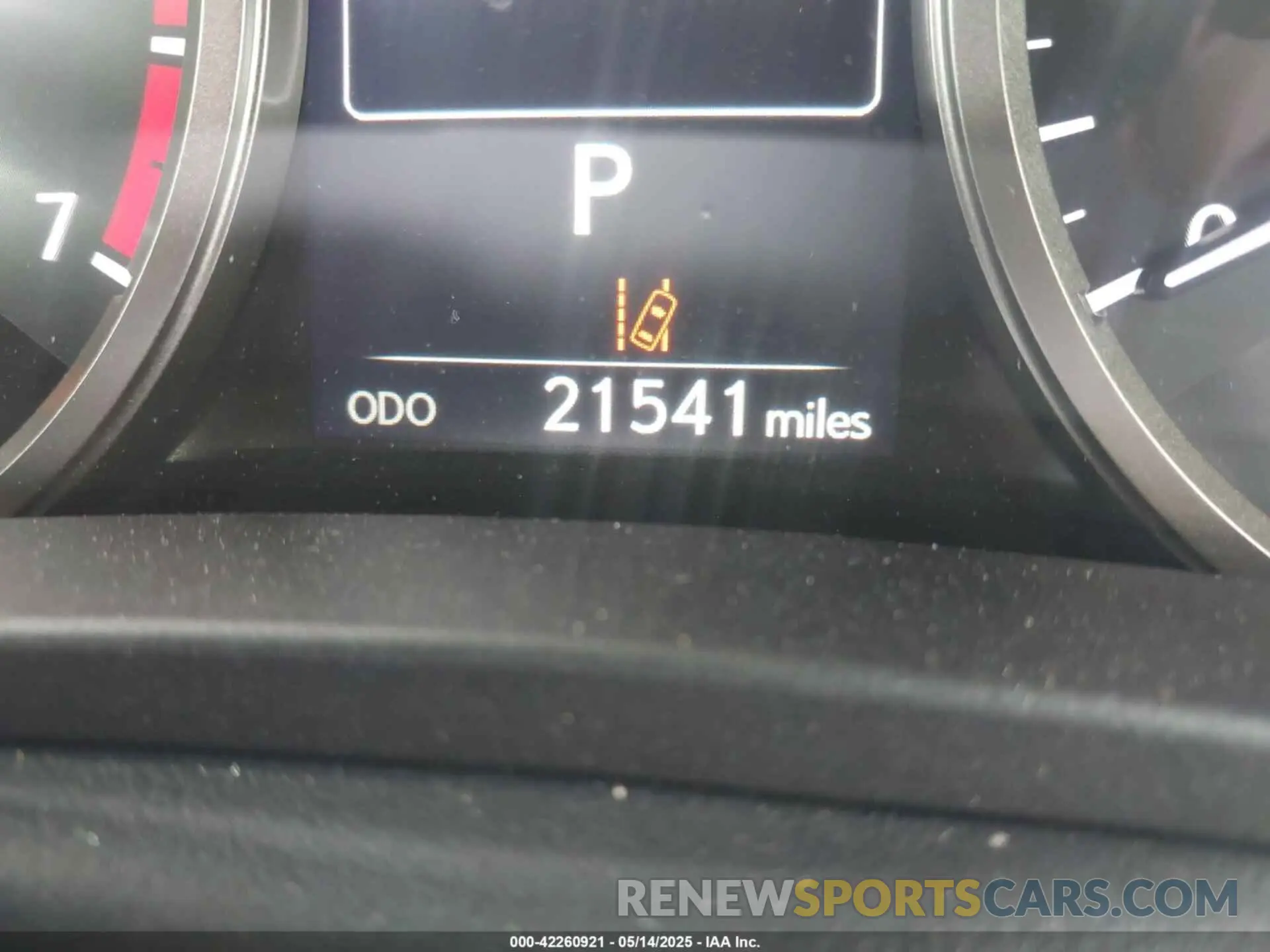 16 fotografías del automóvil dañado JTJDARBZ4M2192951 LEXUS NX 300 2021