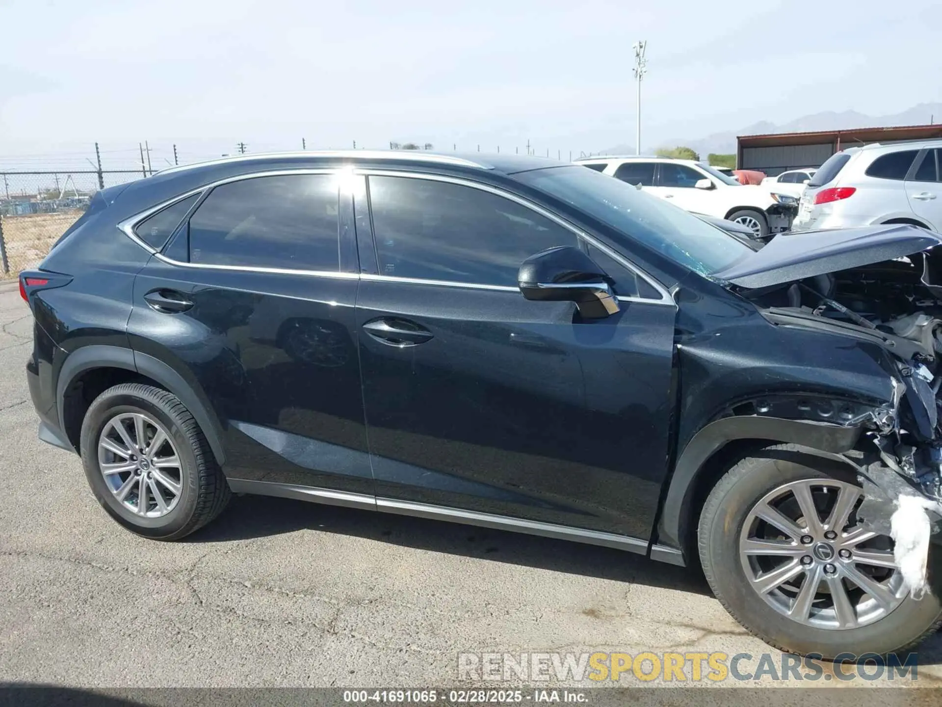 13 fotografías del automóvil dañado JTJDARBZ6M2184303 LEXUS NX 300 2021