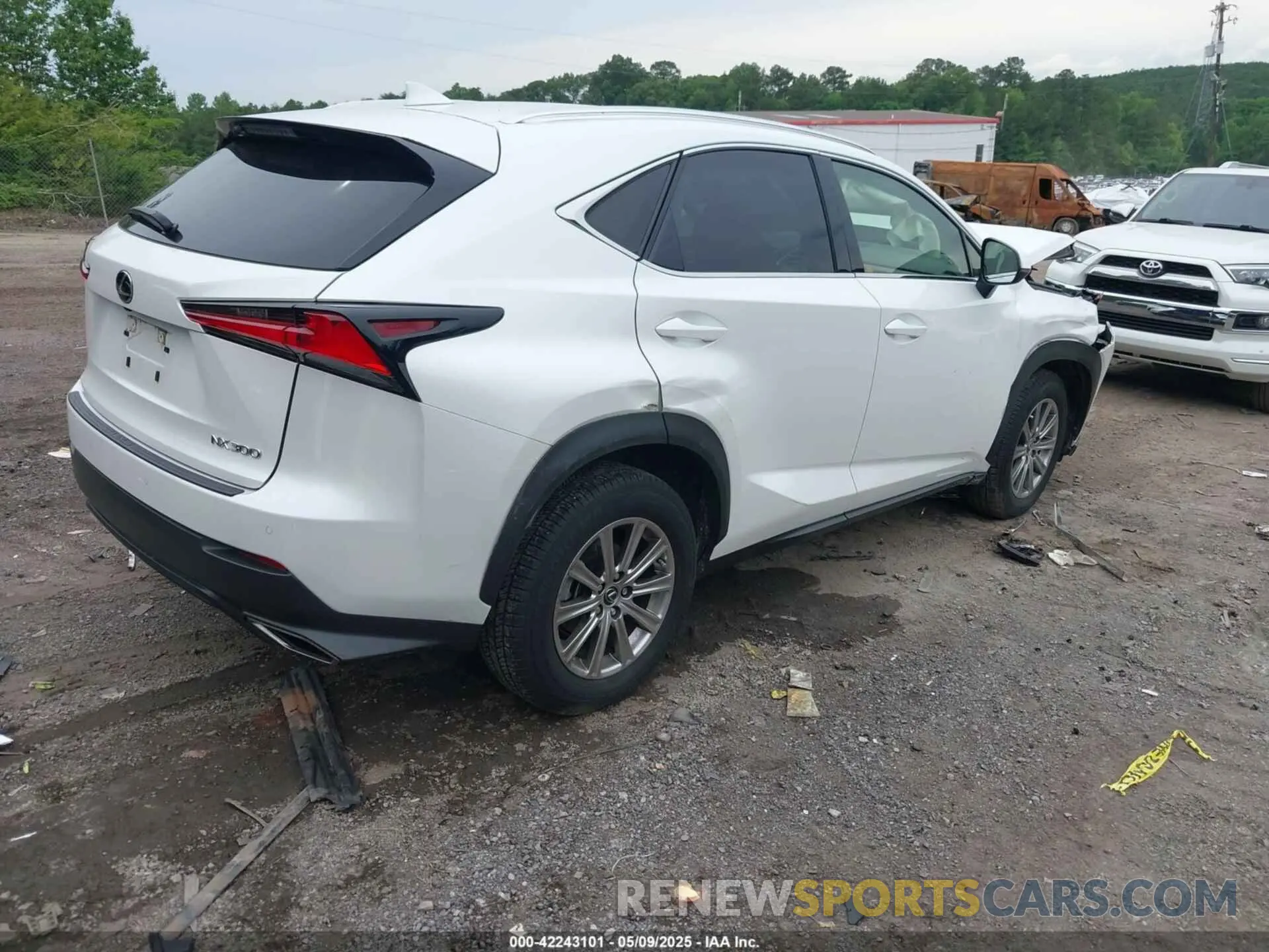 4 fotografías del automóvil dañado JTJDARBZ6M5035226 LEXUS NX 300 2021