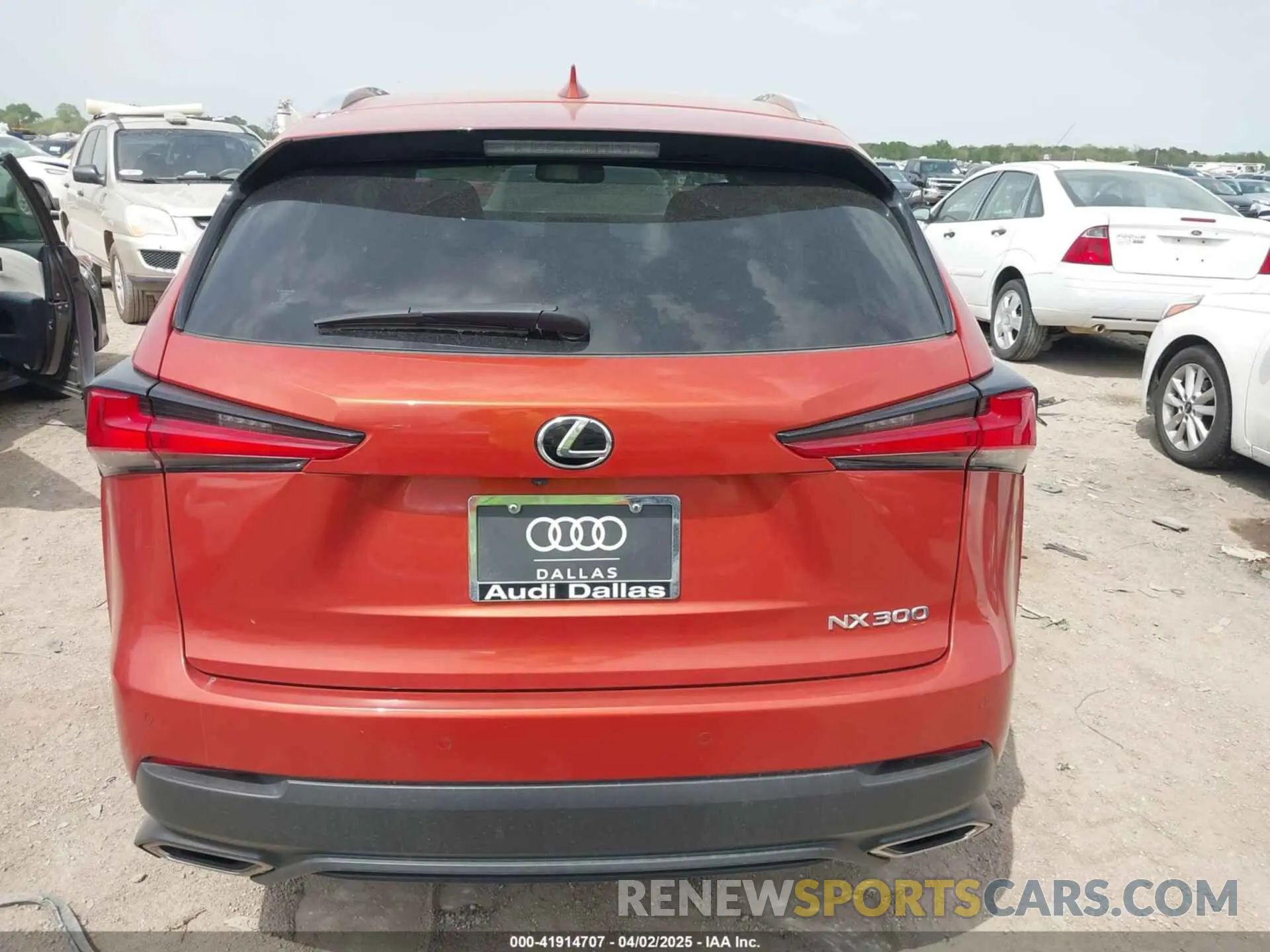 16 fotografías del automóvil dañado JTJDARDZ9M2254504 LEXUS NX 300 2021