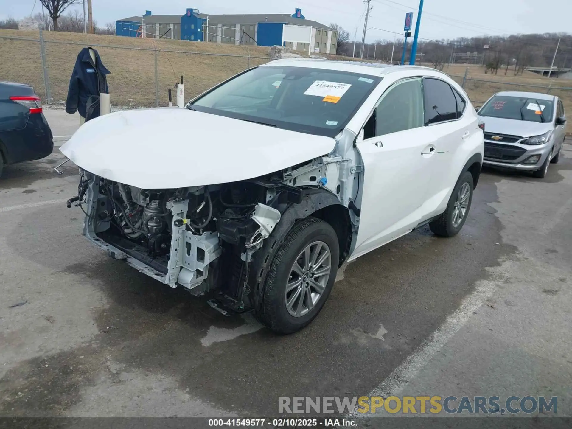 2 fotografías del automóvil dañado JTJDARDZ9M5027019 LEXUS NX 300 2021