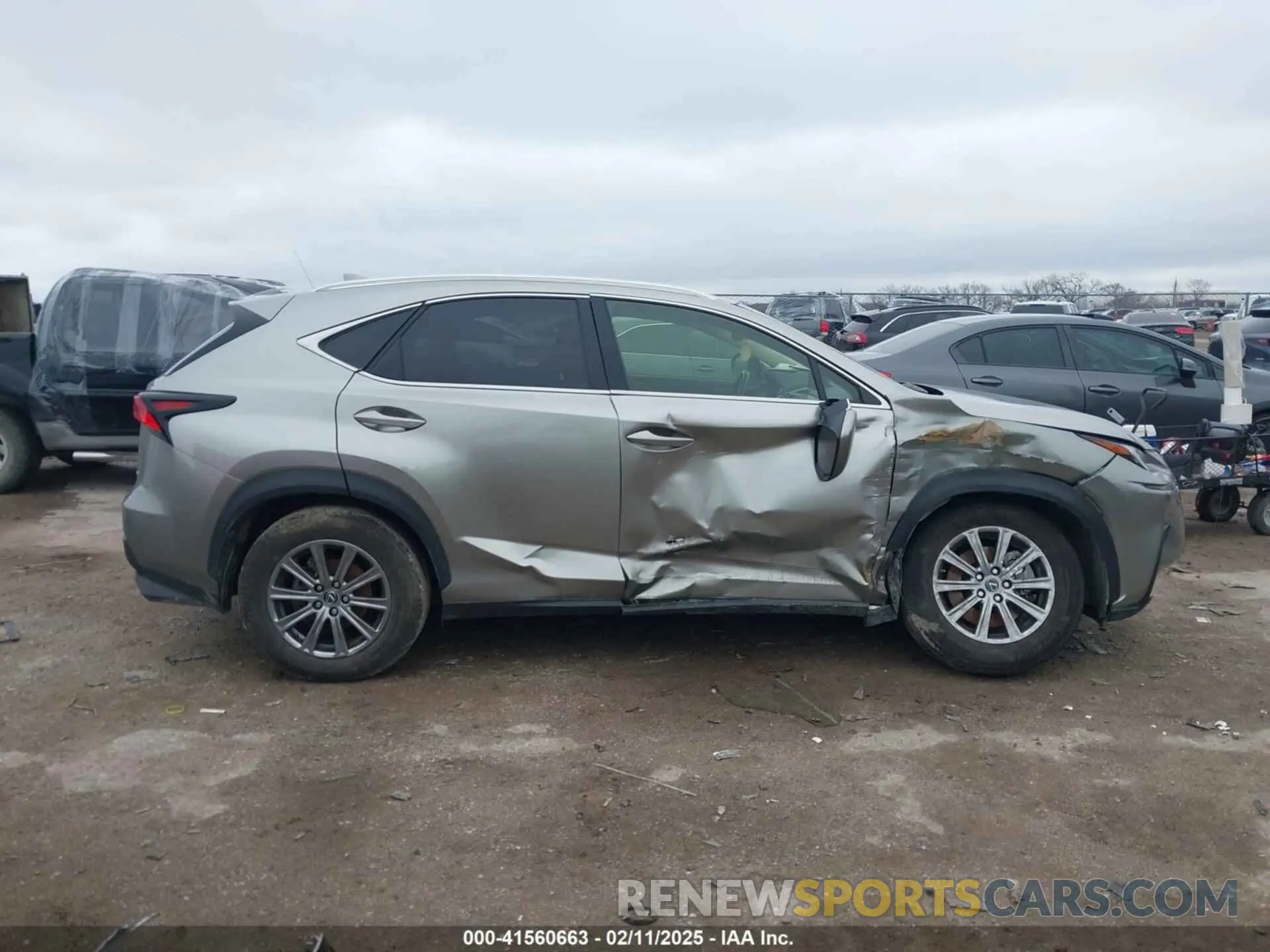 13 fotografías del automóvil dañado JTJDARDZXM2244015 LEXUS NX 300 2021