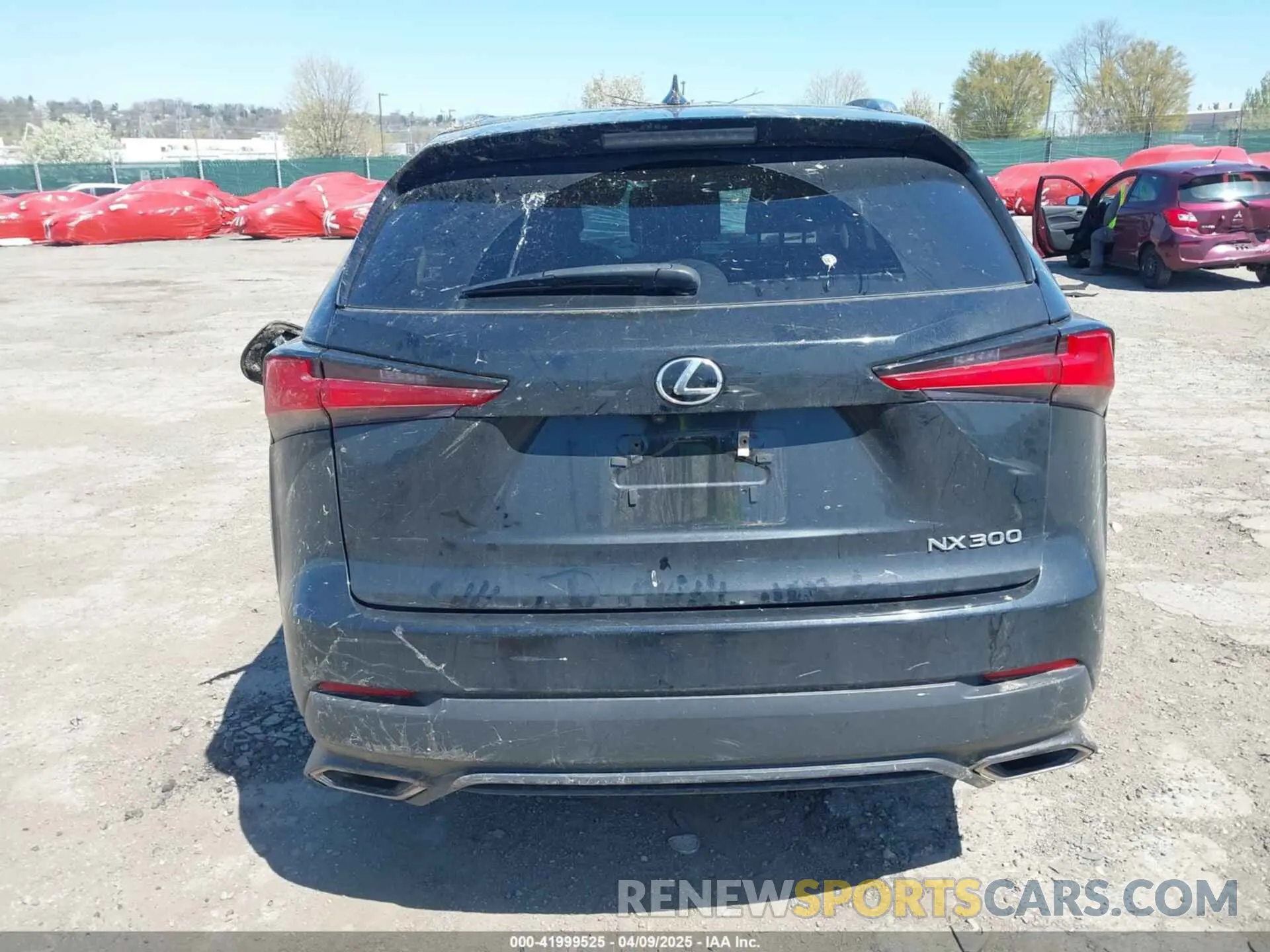 16 fotografías del automóvil dañado JTJDARDZXM2249781 LEXUS NX 300 2021