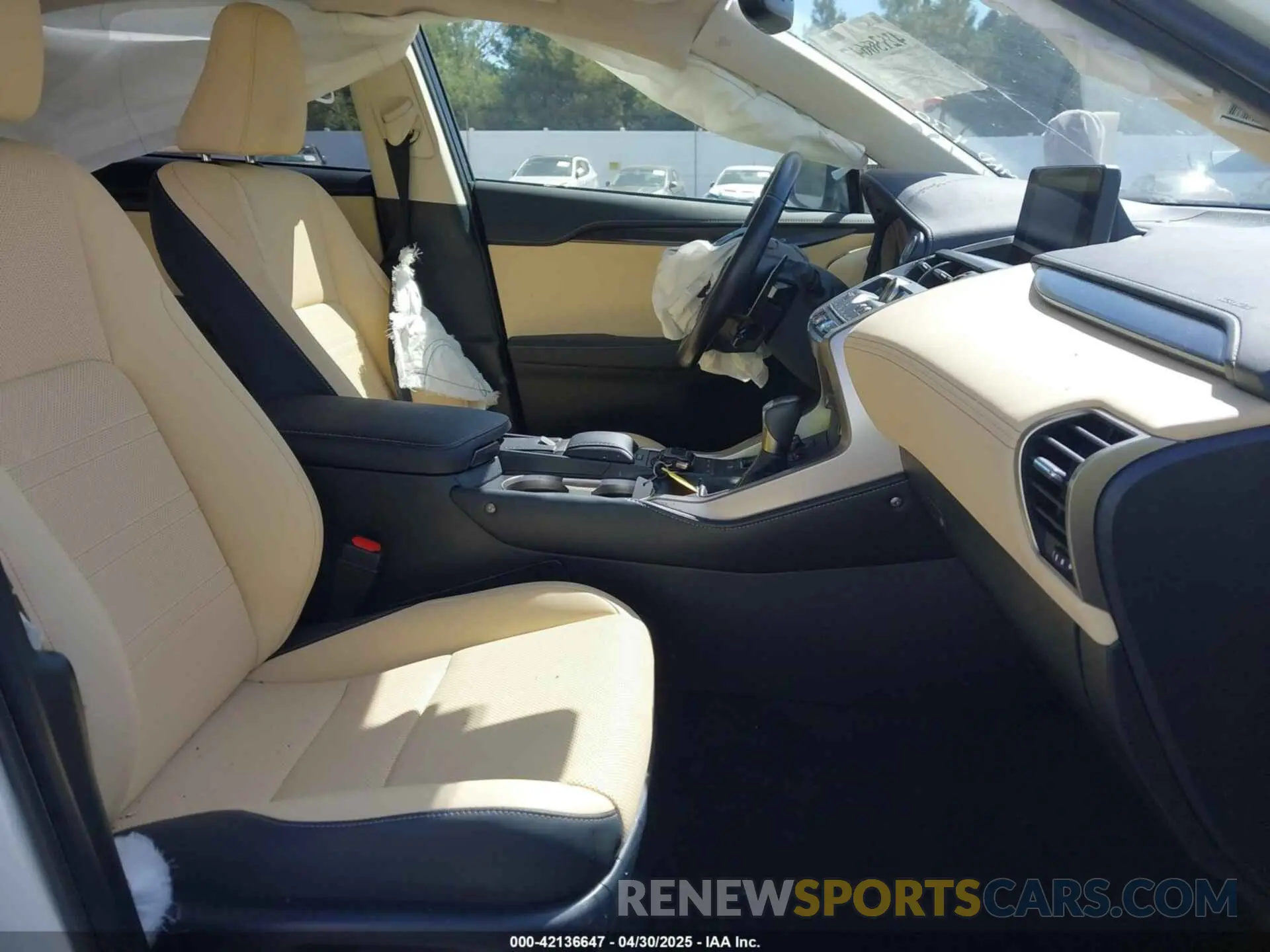 5 fotografías del automóvil dañado JTJDARDZXM5021147 LEXUS NX 300 2021