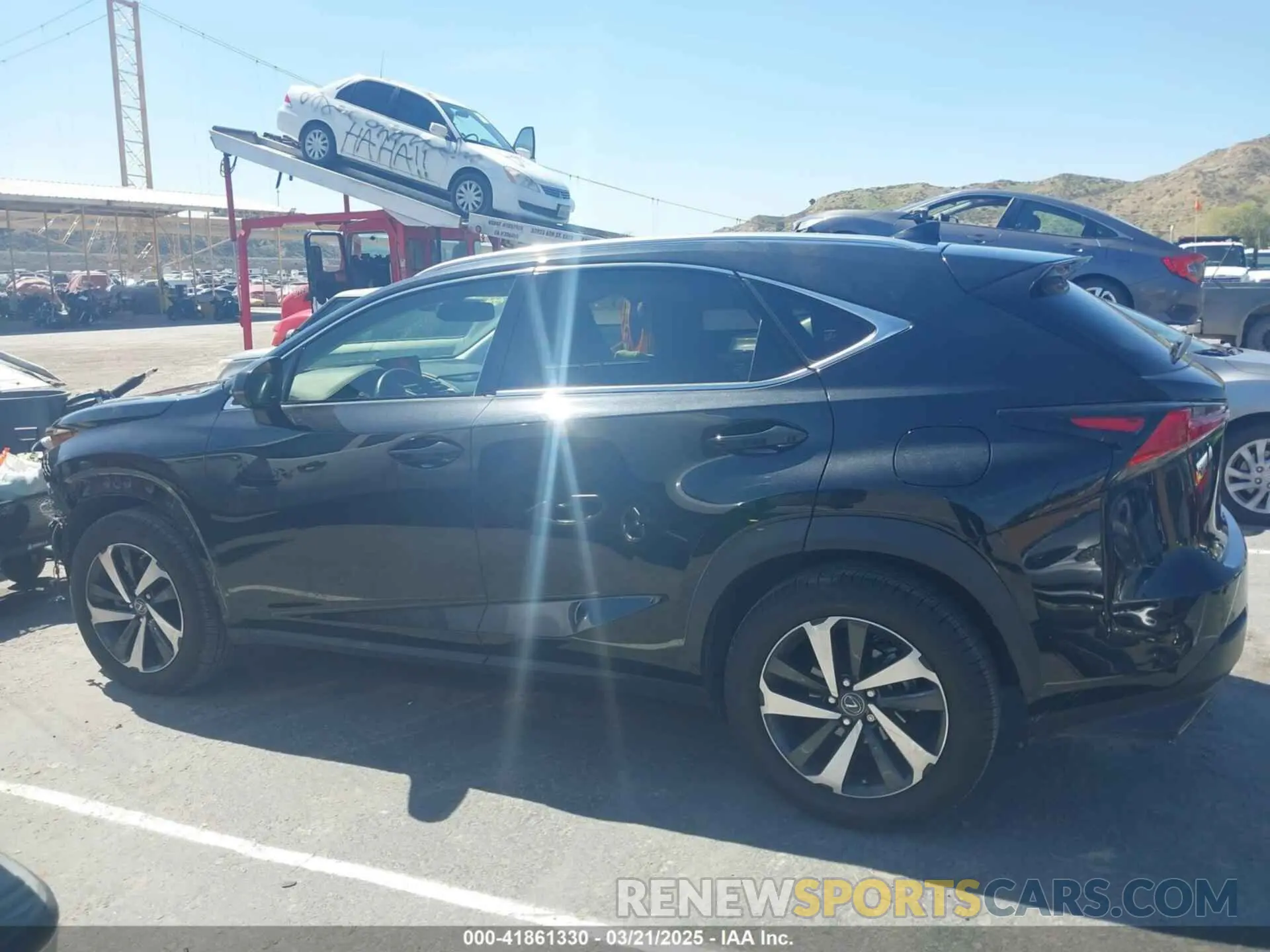 15 fotografías del automóvil dañado JTJGARBZ2M2186062 LEXUS NX 300 2021