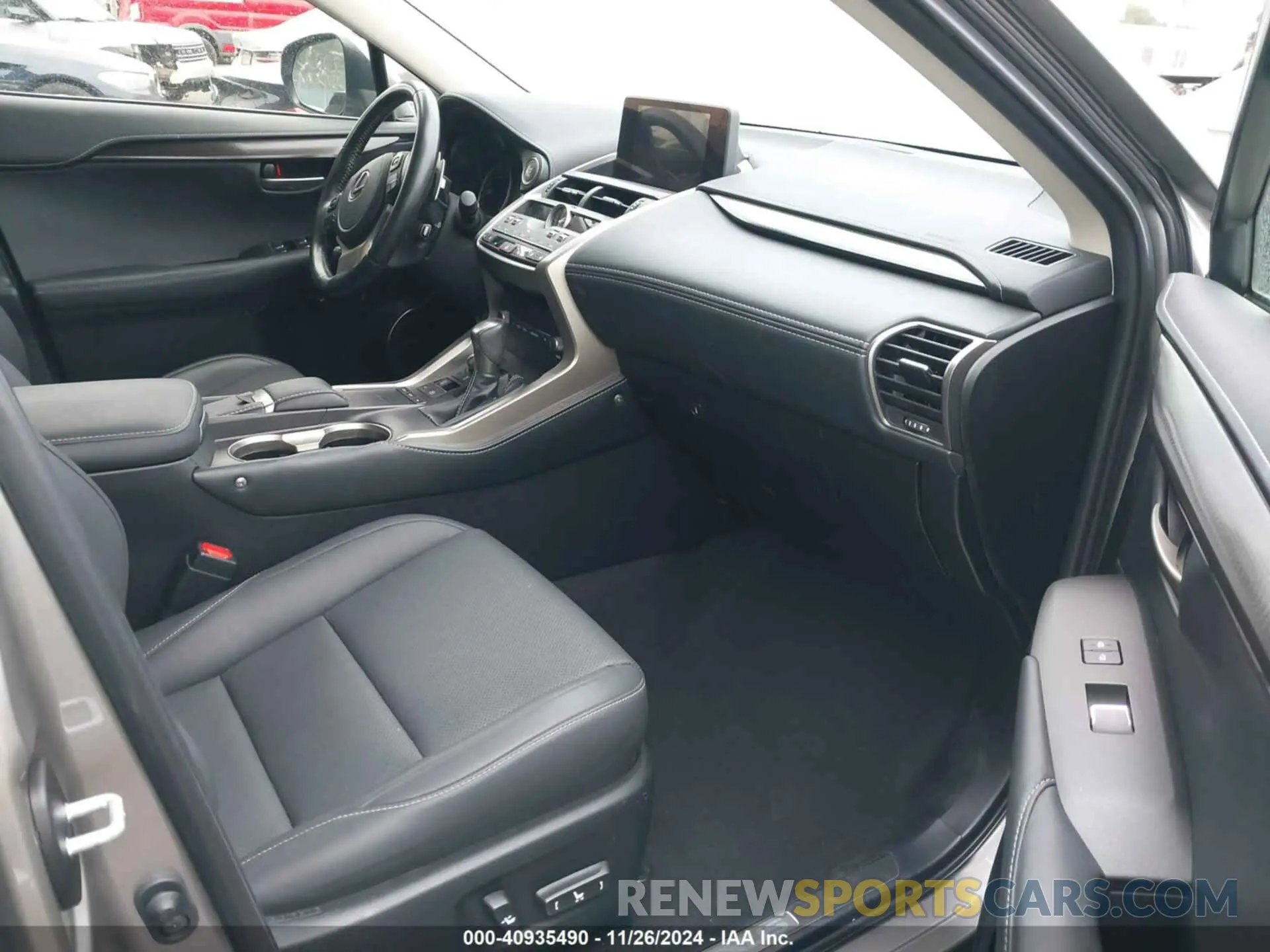 5 fotografías del automóvil dañado JTJGARBZ6M2182094 LEXUS NX 300 2021