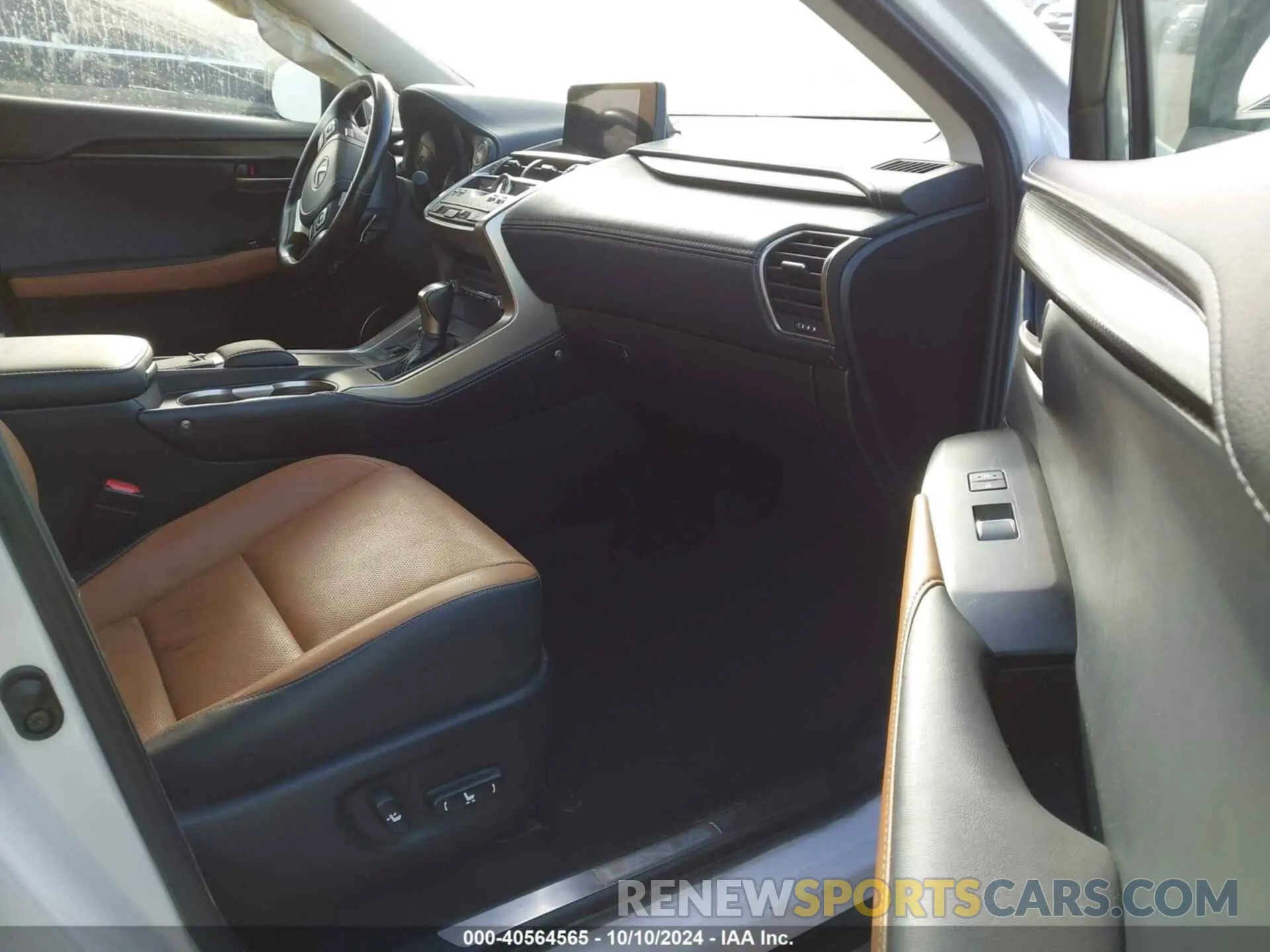 5 fotografías del automóvil dañado JTJGARBZ7M5028332 LEXUS NX 300 2021