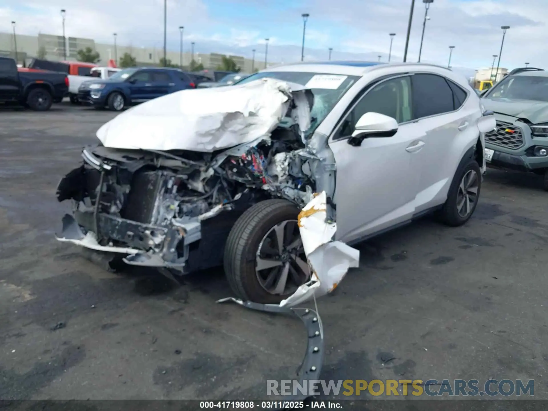 2 fotografías del automóvil dañado JTJGARBZ9M5028428 LEXUS NX 300 2021