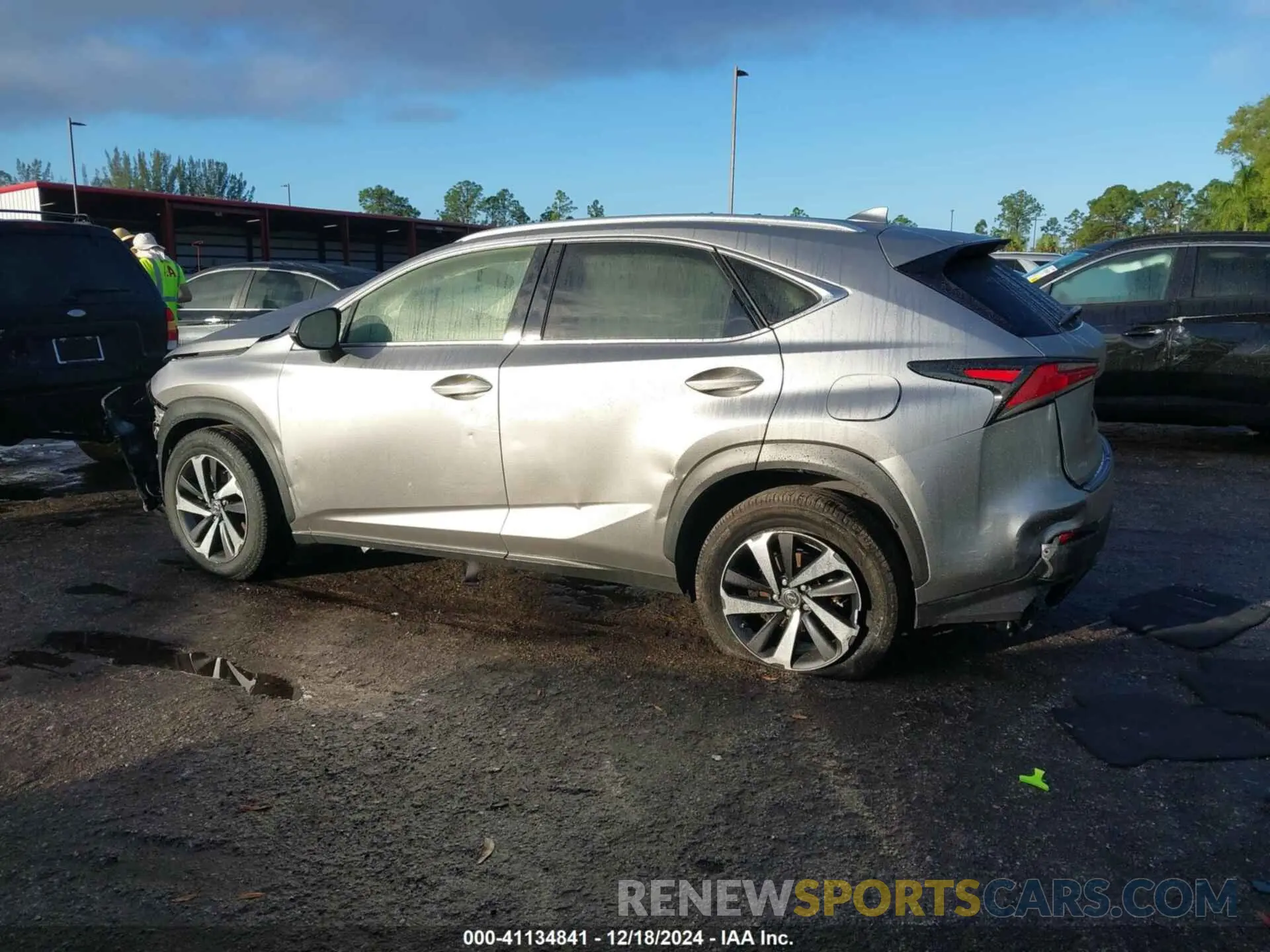 13 fotografías del automóvil dañado JTJGARBZ9M5034066 LEXUS NX 300 2021